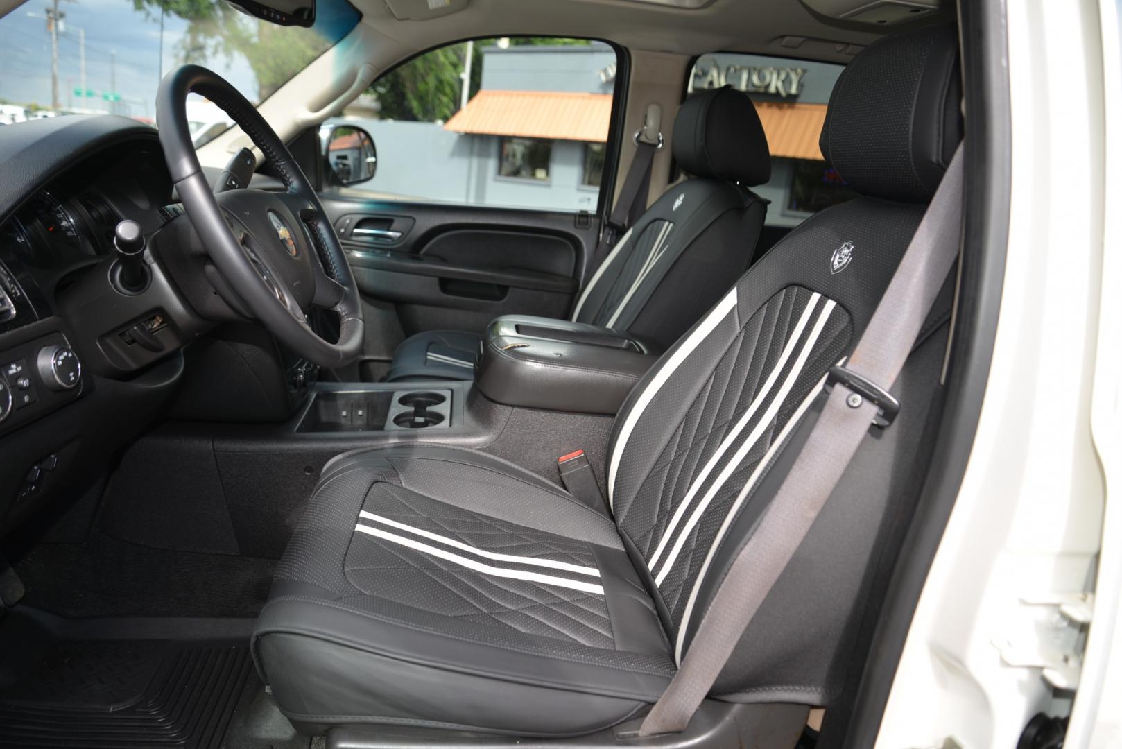 2011 White Diamond /Black Chevrolet Silverado 1500 LTZ Crew Cab 4WD (3GCPKTE31BG) with an 5.3L V8 OHV 16V FFV engine, 4-Speed Automatic transmission, located at 4562 State Avenue, Billings, MT, 59101, (406) 896-9833, 45.769516, -108.526772 - Your looking at a 2011 Chevrolet Silverado 1500 Crew Cab LTZ with a 5 .75 foot Bed With a 5.3 Liter V8 and 6 Speed Automatic Heavy Duty Transmission , Stabilitrac, Traction Control, Anti-lock brakes, Tow Package, 4 Wheel Drive Features include LTZ Package Z71 Package Leather interior with afte - Photo#9