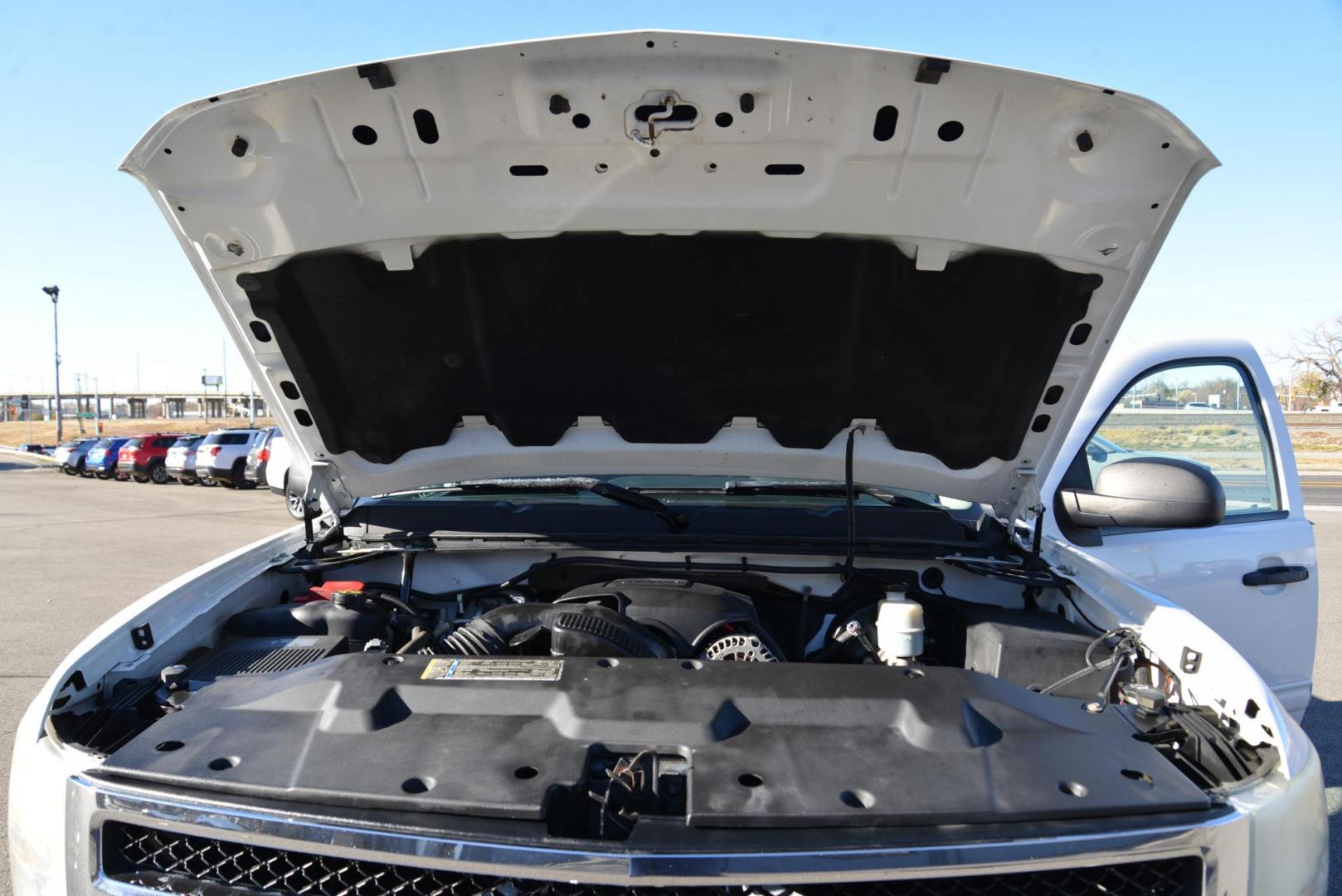 2011 Summit White /Ebony Chevrolet Silverado 1500 LT Ext. Cab 4WD (1GCRKSE37BZ) with an 5.3L V8 OHV 16V FFV engine, 6-Speed Automatic transmission, located at 4562 State Avenue, Billings, MT, 59101, (406) 896-9833, 45.769516, -108.526772 - 2011 Chevy Silverado 1500 LT 4x4 This Chevy is a 2 owner truck. There are no accidents recorded on the history report , the report has multiple service records notated . The Silverado runs and drives nicely. The Interior and exterior are clean. The 18 Inch Yokohama Geolander Tires are in good sha - Photo#12