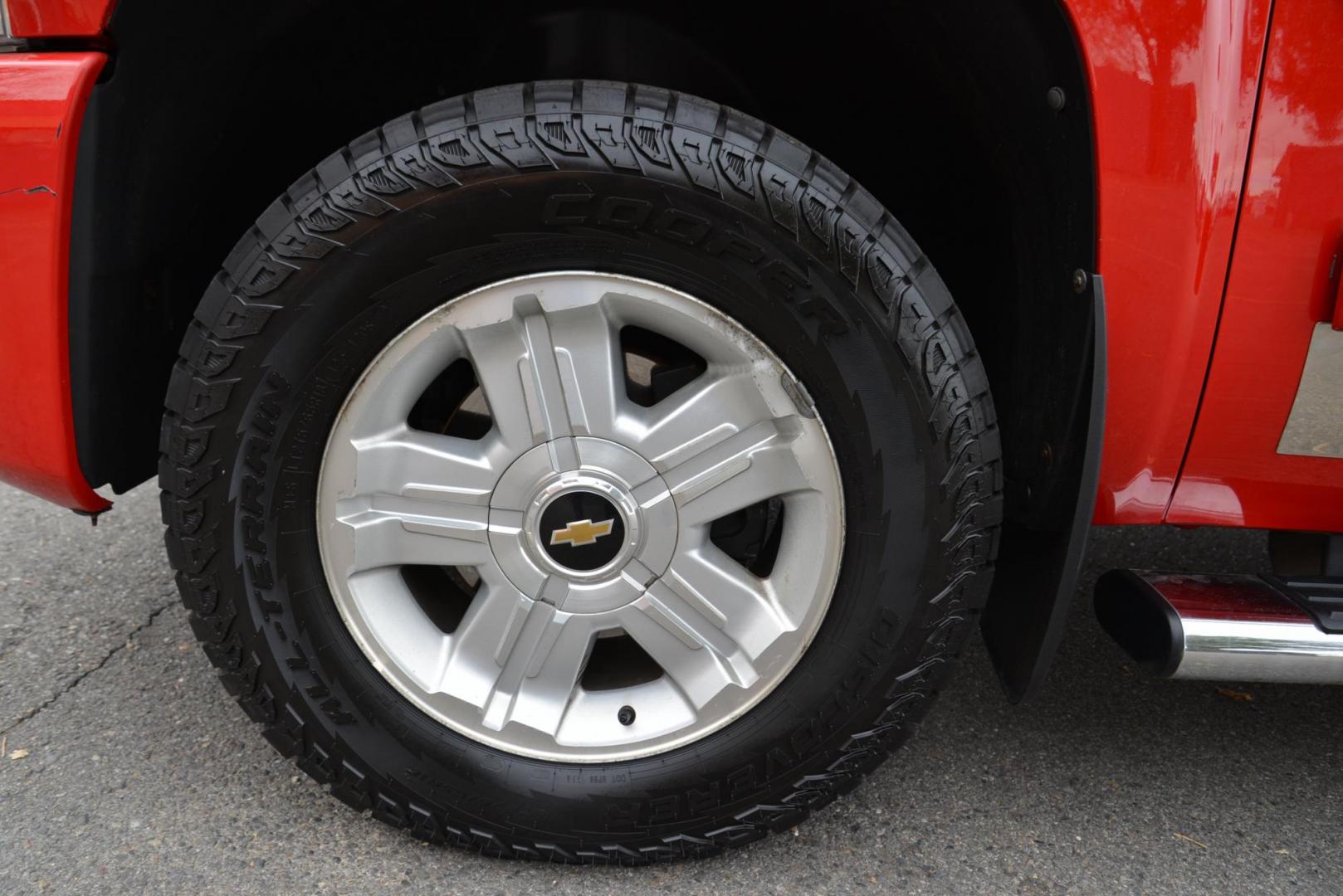 2012 Red /Gray leather Chevrolet Silverado 1500 LTZ Crew Cab 4WD (3GCPKTE70CG) with an 5.3L V8 OHV 16V FFV engine, 6-Speed Automatic transmission, located at 4562 State Avenue, Billings, MT, 59101, (406) 896-9833, 45.769516, -108.526772 - 2012 Chevrolet Silverado 1500 LTZ Crew Cab 4WD - Very clean! 5.3L V8 OHV 16V FFV Engine - 6-Speed Automatic Transmission - Z71 - 4WD - 155,529 miles LTZ Plus package - dual zone climate control - tilt wheel - cruise control - Bose audio with steering wheel controls - power windows and door loc - Photo#16