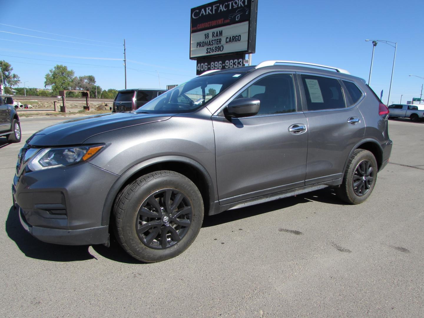 2017 Gray /Gray Cloth Nissan Rogue SV AWD (KNMAT2MV4HP) with an 2.5L L4 DOHC 16V engine, CVT transmission, located at 4562 State Avenue, Billings, MT, 59101, (406) 896-9833, 45.769516, -108.526772 - Photo#0