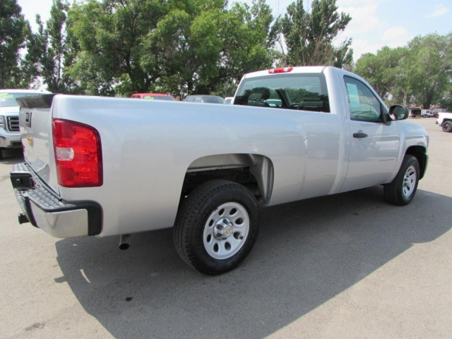 2013 Silver /Gray Chevrolet Silverado 1500 Work Truck 2WD (1GCNCPEA5DZ) with an 4.8L V6 OHV 16V engine, 4 speed automatic transmission, located at 4562 State Avenue, Billings, MT, 59101, (406) 896-9833, 45.769516, -108.526772 - Photo#3