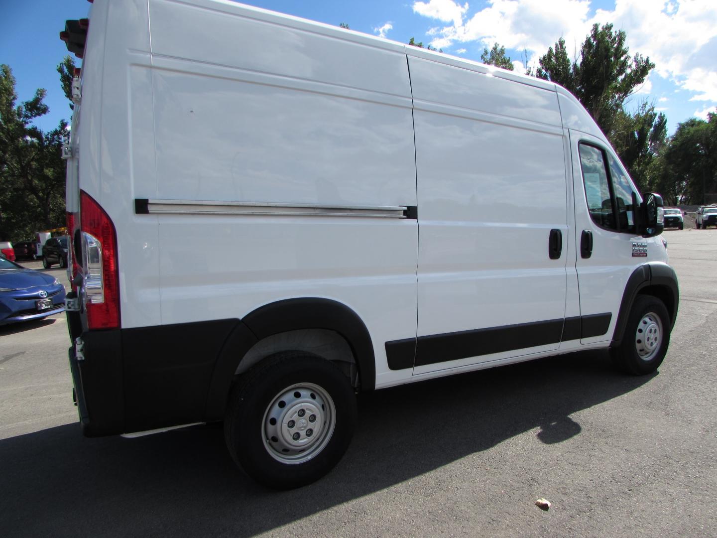 2020 White /Gray RAM Promaster 1500 High Roof Tradesman 136-in. WB (3C6TRVBG9LE) with an 3.6L V6 engine, 6A transmission, located at 4562 State Avenue, Billings, MT, 59101, (406) 896-9833, 45.769516, -108.526772 - Photo#3