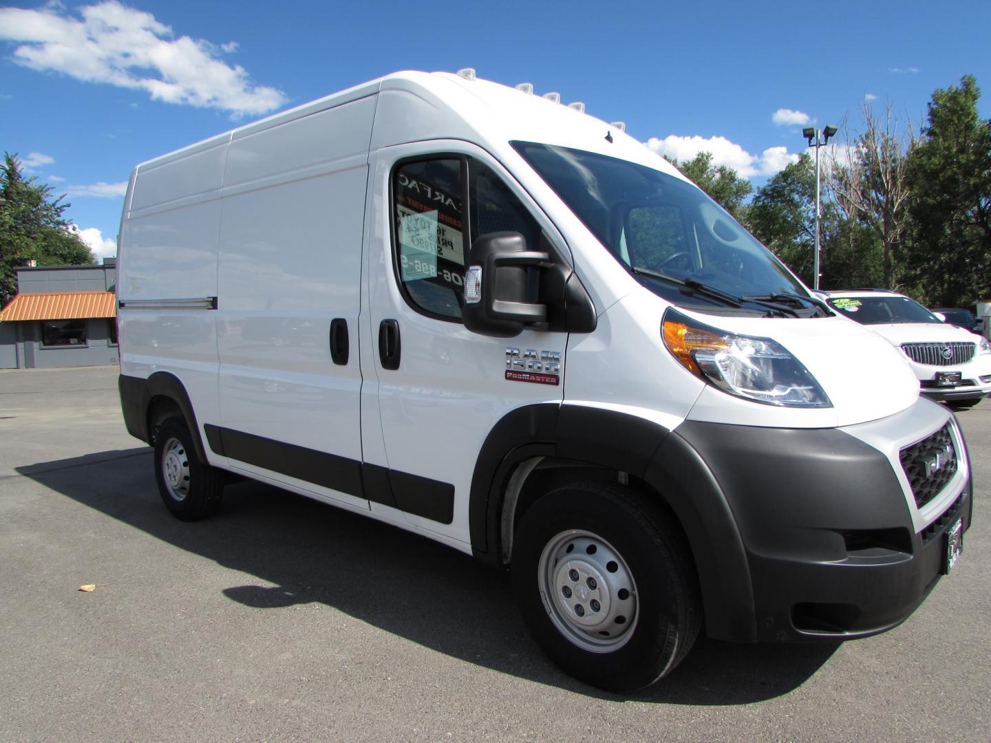 2020 White /Gray RAM Promaster 1500 High Roof Tradesman 136-in. WB (3C6TRVBG9LE) with an 3.6L V6 engine, 6A transmission, located at 4562 State Avenue, Billings, MT, 59101, (406) 896-9833, 45.769516, -108.526772 - Photo#4