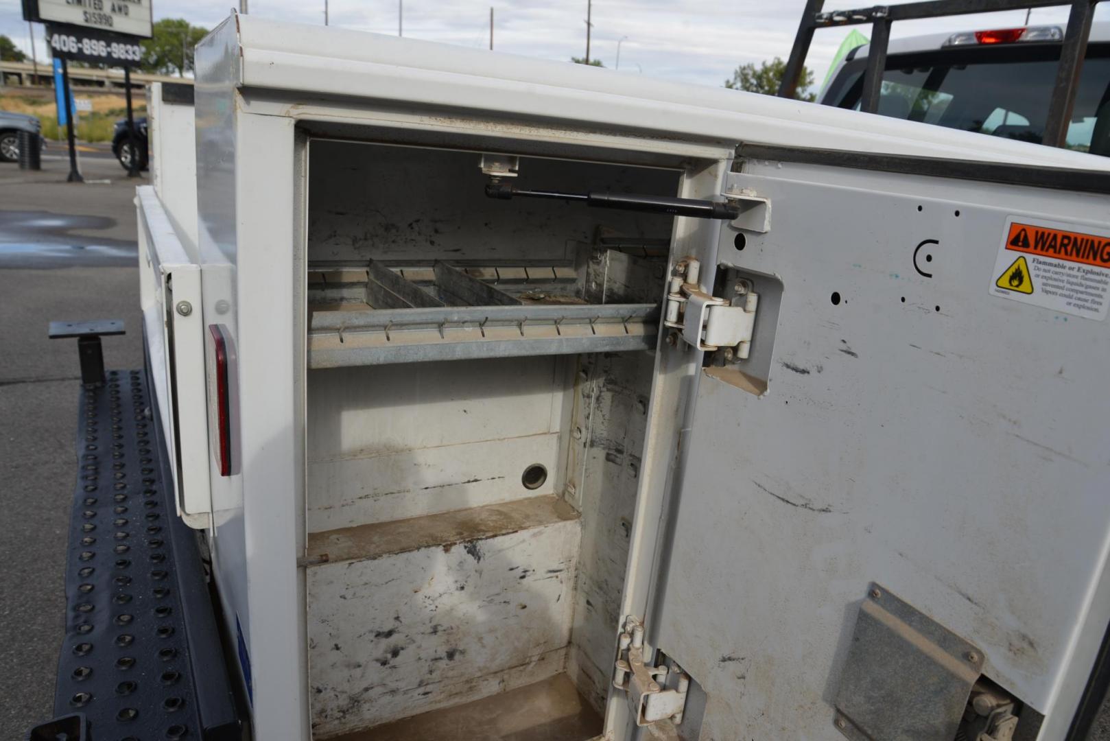 2018 Oxford White /Medium Earth Gray Ford F-250 SD Service Body Crew Cab 4WD (1FD7W2B66JE) with an 6.2L V8 OHV 16V engine, 6A transmission, located at 4562 State Avenue, Billings, MT, 59101, (406) 896-9833, 45.769516, -108.526772 - 2018 Ford F-250 Crew Cab 4x4 with a Reading Service Body Vin # 1FD7W2B66JEC48991 Miles: 128,227 Exterior Color: Oxford White Interior Color: Medium Earth Gray The Ford is a Low Mileage 1 owner Montana truck with no accidents reported on the History Report. It has been Inspected and Serviced - Photo#7