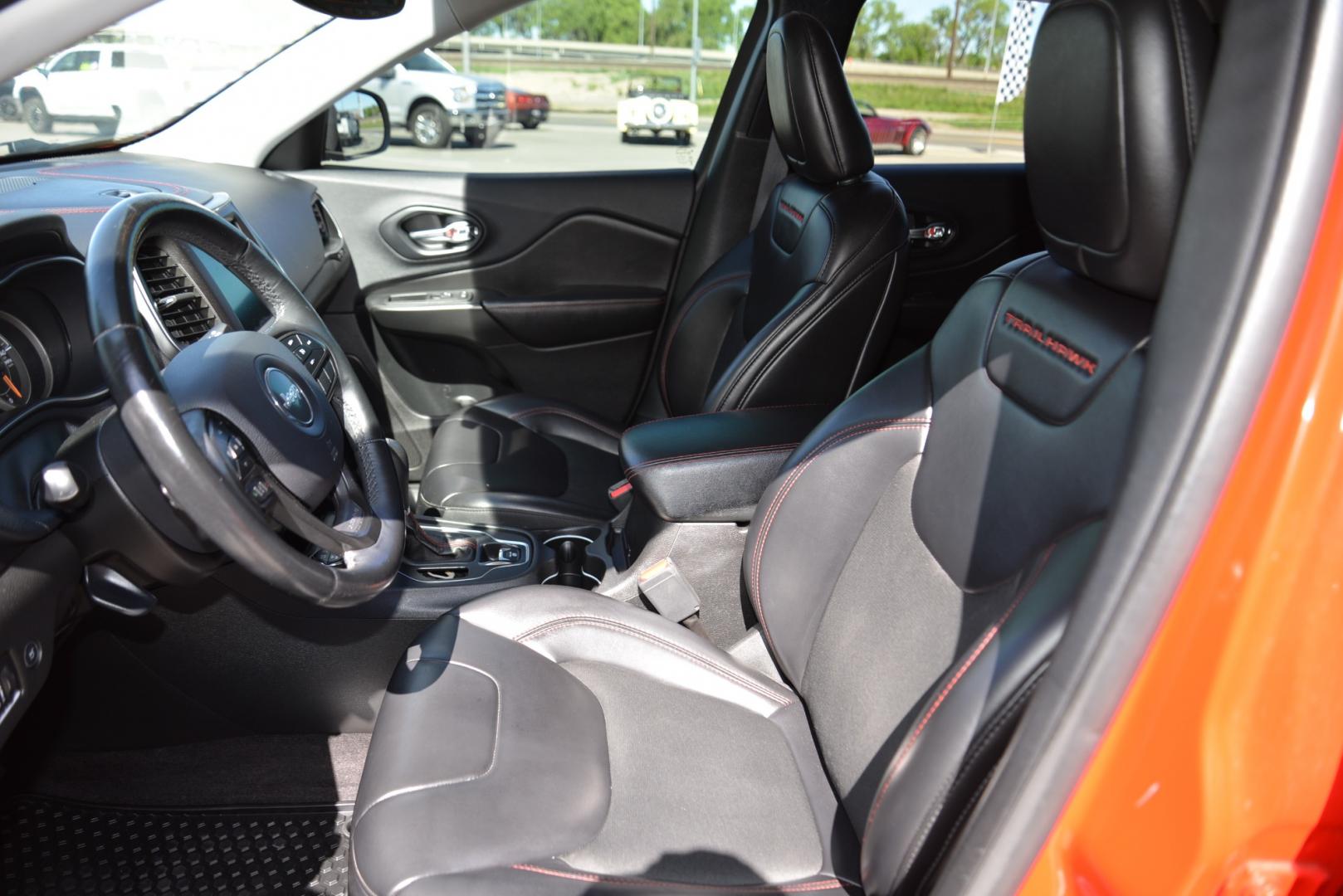 2019 Firecracker Red /Black Leather Jeep Cherokee Trailhawk (1C4PJMBXXKD) with an 3.2L V6 engine, 9 speed automatic transmission, located at 4562 State Avenue, Billings, MT, 59101, (406) 896-9833, 45.769516, -108.526772 - 2019 Jeep Cherokee Trail Hawk 4x4 The Trail Hawk is a Low Mileage Local trade in, it is a 1 Owner jeep. The interior and exterior are in very clean condition and the suv runs and drives nicely. The Tires are 17 Inch Open Range All Terrain's and they are in good condition. it has a 3.2 Liter V6, 9 - Photo#7