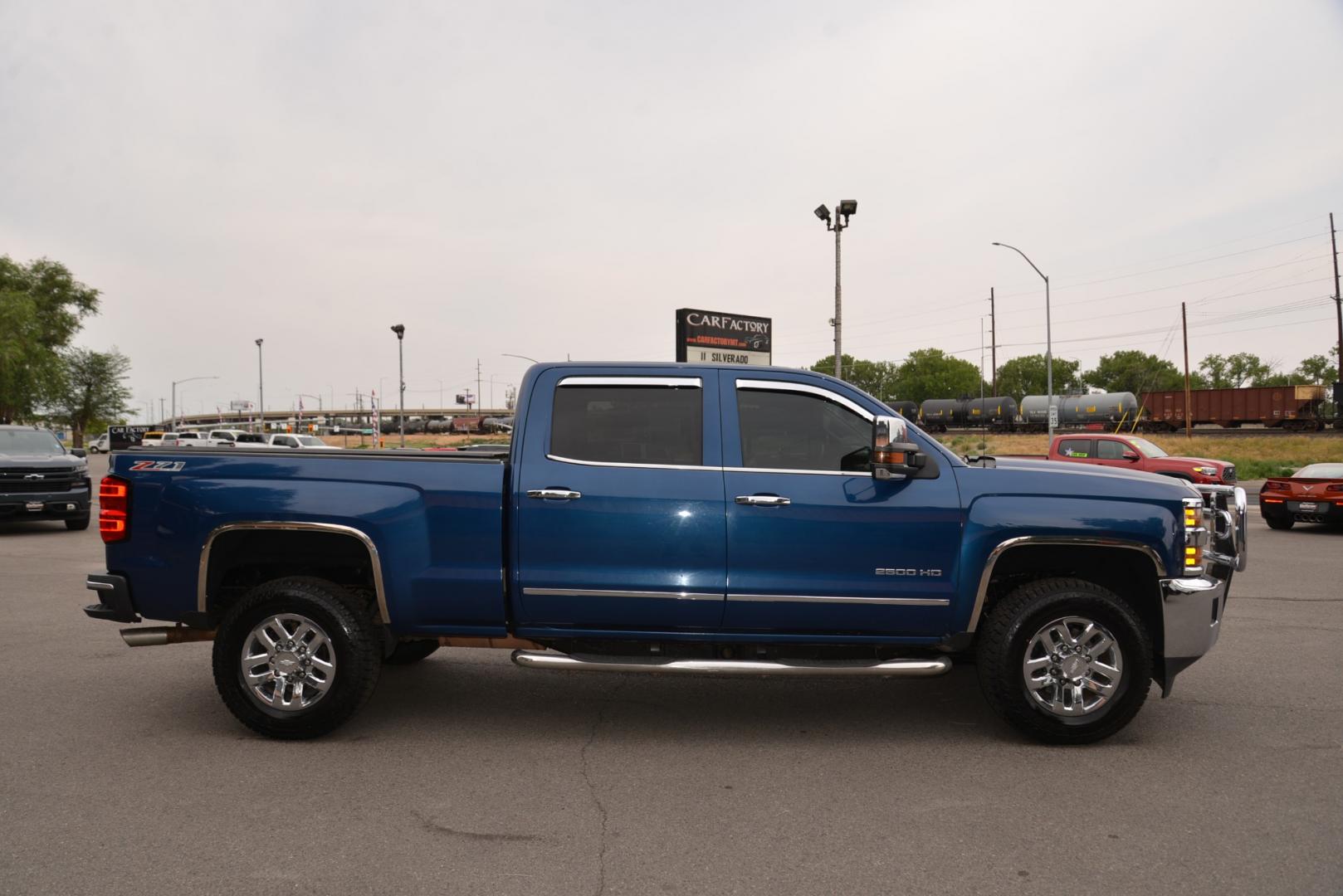 2015 Blue /Gray Leather Chevrolet Silverado 2500HD LTZ Z71 (1GC1KWEGXFF) with an 6.0L Gasoline engine engine, Automatic transmission, located at 4562 State Avenue, Billings, MT, 59101, (406) 896-9833, 45.769516, -108.526772 - Photo#2