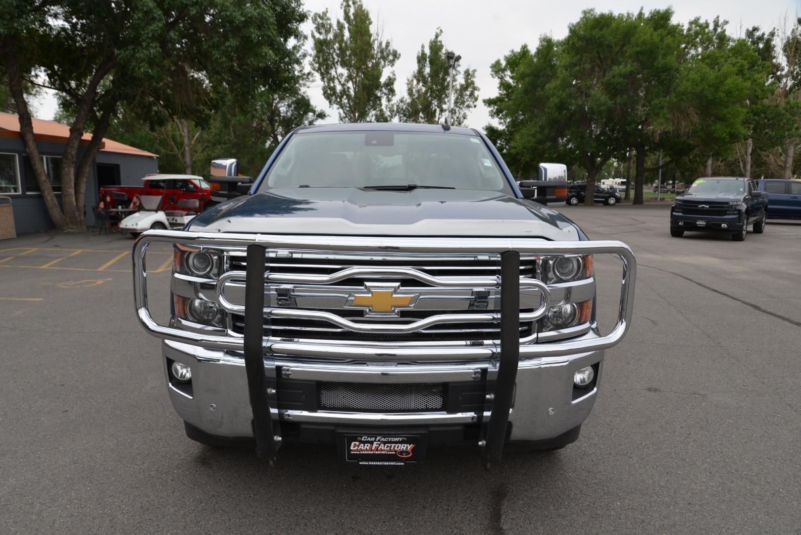 2015 Blue /Gray Leather Chevrolet Silverado 2500HD LTZ Z71 (1GC1KWEGXFF) with an 6.0L Gasoline engine engine, Automatic transmission, located at 4562 State Avenue, Billings, MT, 59101, (406) 896-9833, 45.769516, -108.526772 - 2015 Chevrolet Silverado 2500HD Crew Cab LTZ 4WD 2015 Chevrolet Silverado 2500HD LTZ Crew cab 4x4 with 127,301 miles it has a 6.0 gasoline engine , automatic transmission Features include LTZ Package, Z71 Package Blind Spot Monitoring Chevrolet My link infotainment featuring Bose a - Photo#4