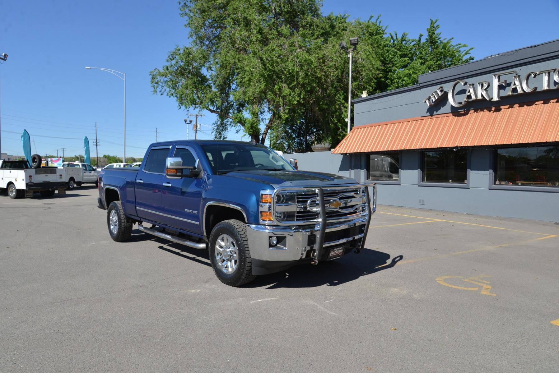 2015 Blue /dark charcoal Chevrolet Silverado 2500HD LTZ Z71 (1GC1KWEGXFF) with an 6.0L Duramax engine, Automatic transmission, located at 4562 State Avenue, Billings, MT, 59101, (406) 896-9833, 45.769516, -108.526772 - Photo #7