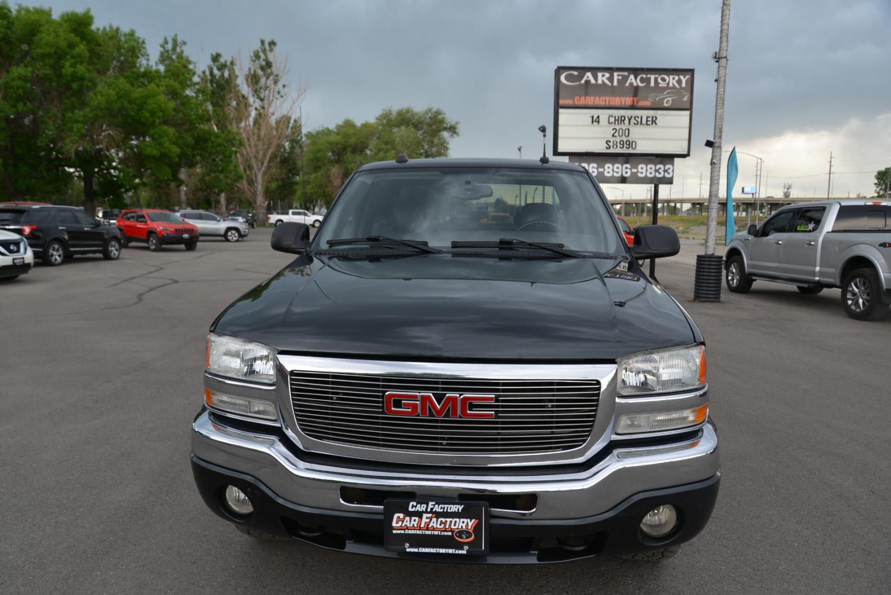 2004 Grey /Grey GMC Sierra 1500 SLT (2GTEK19T841) with an 5.3L V8 engine, Automatic transmission, located at 4562 State Avenue, Billings, MT, 59101, (406) 896-9833, 45.769516, -108.526772 - Photo #8