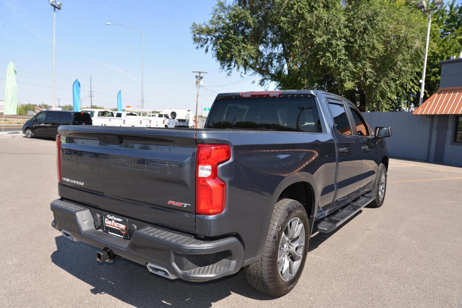 2021 Grey /Black Chevrolet Silverado 1500 RST (1GCUYEET1MZ) with an 3.0L Duramax Diesel engine, 10 Speed Automatic transmission, located at 4562 State Avenue, Billings, MT, 59101, (406) 896-9833, 45.769516, -108.526772 - Photo#7