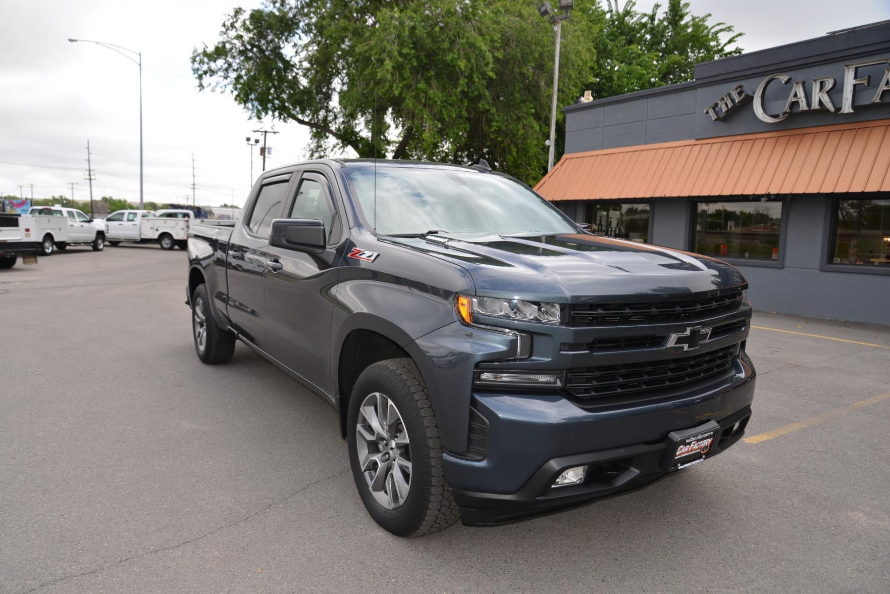2021 Grey /Black Chevrolet Silverado 1500 RST (1GCUYEET1MZ) with an 3.0L Duramax Diesel engine, 10 Speed Automatic transmission, located at 4562 State Avenue, Billings, MT, 59101, (406) 896-9833, 45.769516, -108.526772 - 2021 Chevy 1500 crew cab 4x4, RST with a 3 Liter Duramax engine, 10 speed Automatic , 3 23 rear axle, 7000 Pound Gvwr, with only 30.081 Miles Features include: All star Edition Z71 package Convenience Package Large 8 inch touch screen Chevy mylink Infotainment with Sirius XM , Bluetooth, wit - Photo #4