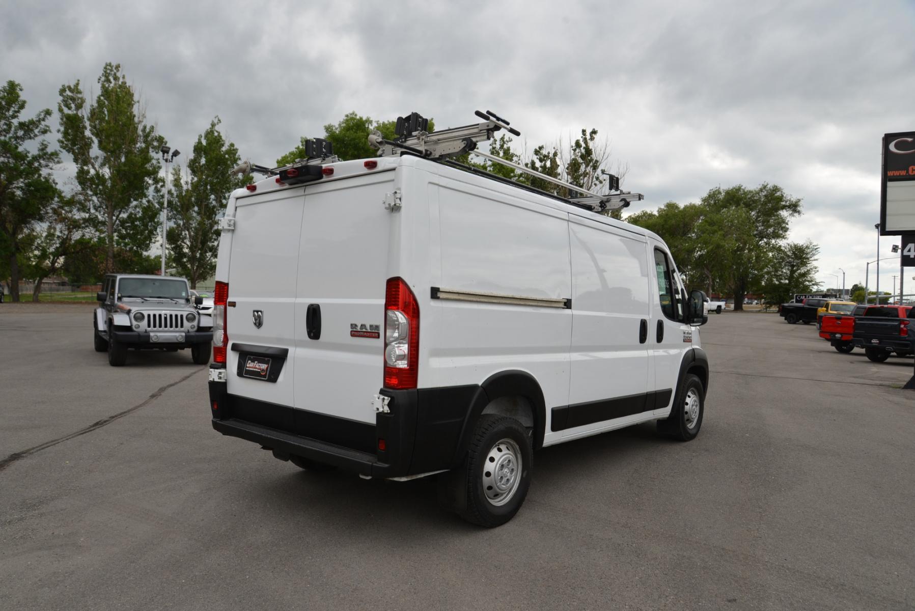 2021 White /Black RAM Promaster (3C6LRVAG6ME) with an 3.6L V6 engine, 6 speed automatic transmission, located at 4562 State Avenue, Billings, MT, 59101, (406) 896-9833, 45.769516, -108.526772 - 2021 Promaster 1500 Cargo Van 3.6L V6, 6 speed automatic, Champion Brand winch with remote, multiple shelving, ladder racking, Uconnect 3 with 5-Inch Display that has bluetooth, Steering-Wheel-Mounted Audio Controls, Air Conditioning, Power windows and locks, Cruise control. The ProMaster has been - Photo #6