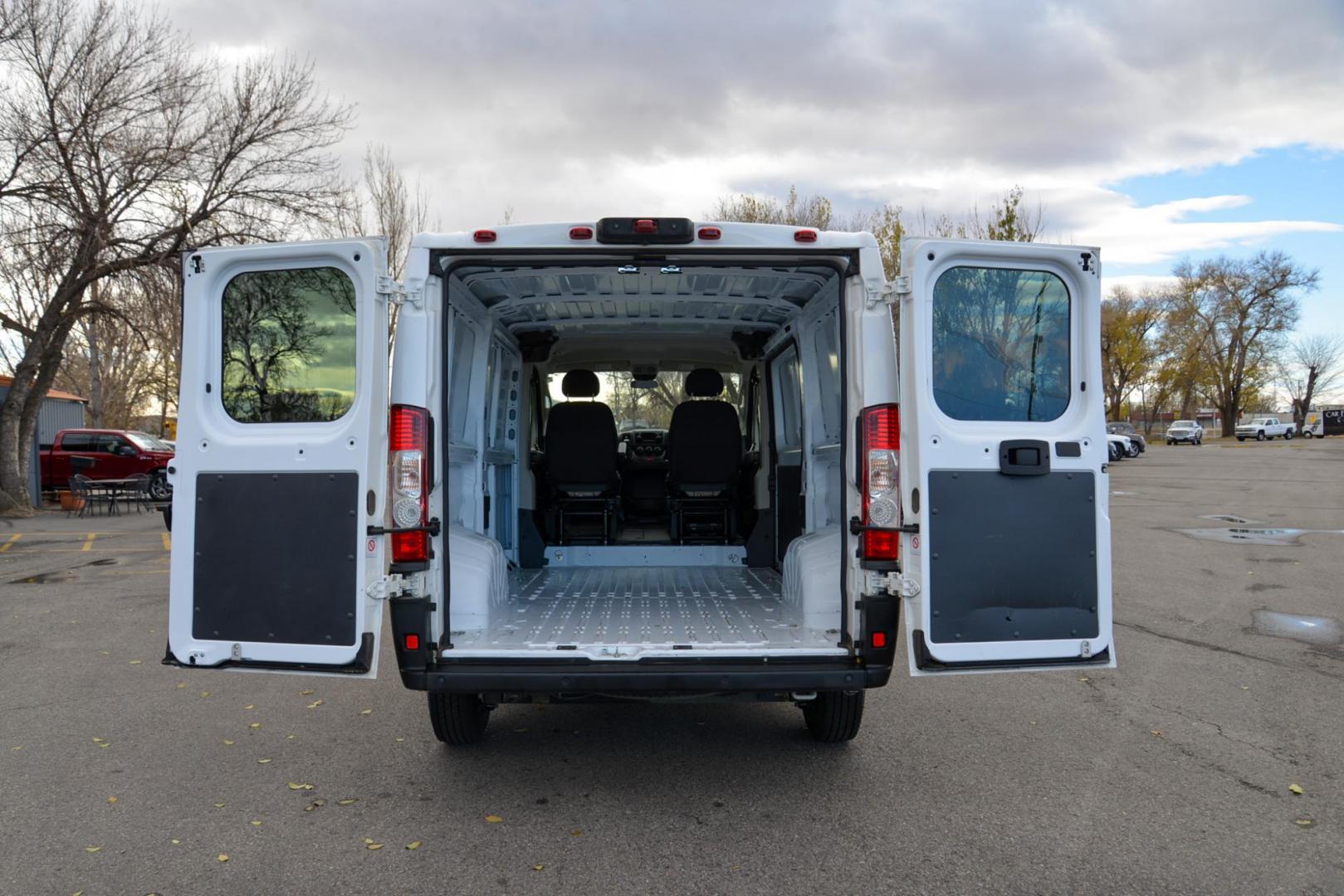 2019 White /Grey RAM Promaster (3C6TRVAG8KE) with an 3.6L V6 engine, 6 speed automatic transmission, located at 4562 State Avenue, Billings, MT, 59101, (406) 896-9833, 45.769516, -108.526772 - 2019 Ram 1500 Promaster Cargo Van ,With a 3.6 Liter V6, 6 Speed Automatic Transmission, Front Wheel Drive, 136 Inch Wheel Base, medium duty suspension, Electronic stability control and roll mitigation, Trailer sway dampening, All Speed Traction Control, 3,890 pound payload capacity, 213.2 inch - Photo#16