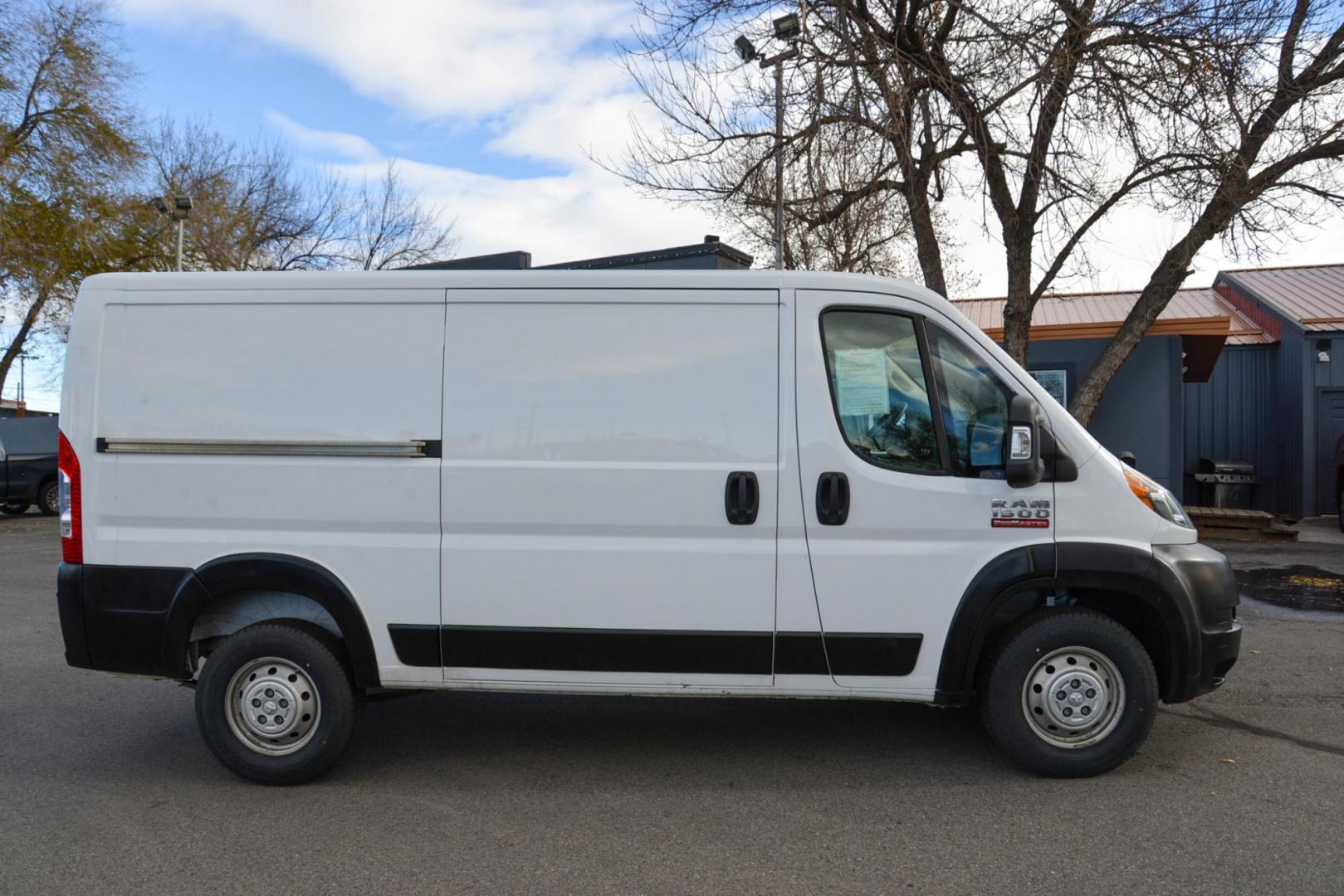 2019 White /Grey RAM Promaster (3C6TRVAG8KE) with an 3.6L V6 engine, 6 speed automatic transmission, located at 4562 State Avenue, Billings, MT, 59101, (406) 896-9833, 45.769516, -108.526772 - 2019 Ram 1500 Promaster Cargo Van ,With a 3.6 Liter V6, 6 Speed Automatic Transmission, Front Wheel Drive, 136 Inch Wheel Base, medium duty suspension, Electronic stability control and roll mitigation, Trailer sway dampening, All Speed Traction Control, 3,890 pound payload capacity, 213.2 inch - Photo#7