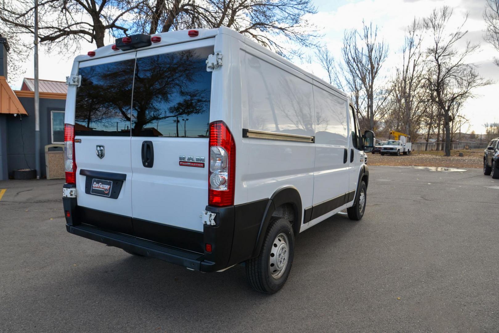 2019 White /Grey RAM Promaster (3C6TRVAG8KE) with an 3.6L V6 engine, 6 speed automatic transmission, located at 4562 State Avenue, Billings, MT, 59101, (406) 896-9833, 45.769516, -108.526772 - 2019 Ram 1500 Promaster Cargo Van ,With a 3.6 Liter V6, 6 Speed Automatic Transmission, Front Wheel Drive, 136 Inch Wheel Base, medium duty suspension, Electronic stability control and roll mitigation, Trailer sway dampening, All Speed Traction Control, 3,890 pound payload capacity, 213.2 inch - Photo#9