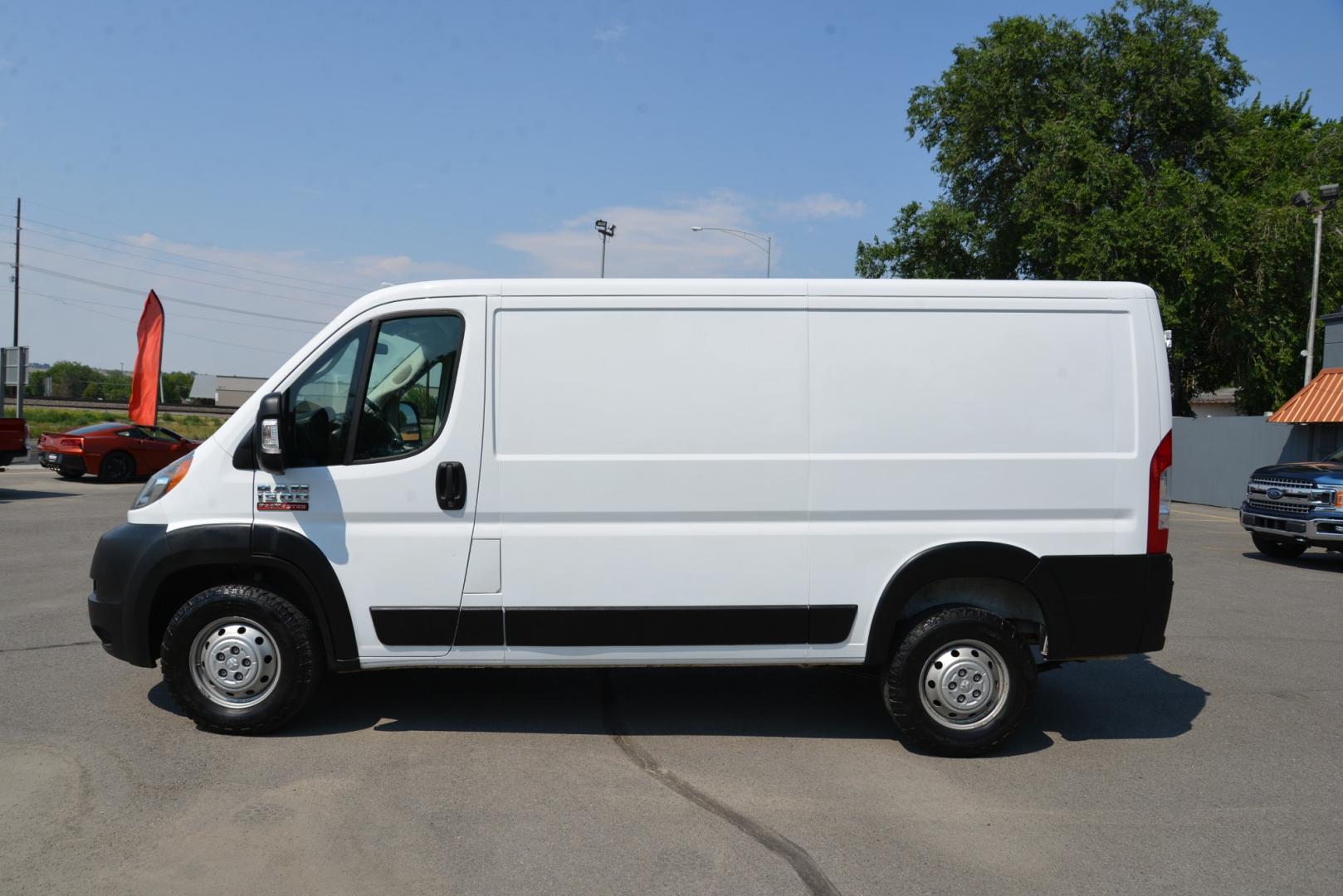 2019 White /Grey RAM Promaster (3C6TRVAG8KE) with an 3.6L V6 engine, 6 speed automatic transmission, located at 4562 State Avenue, Billings, MT, 59101, (406) 896-9833, 45.769516, -108.526772 - Photo#3