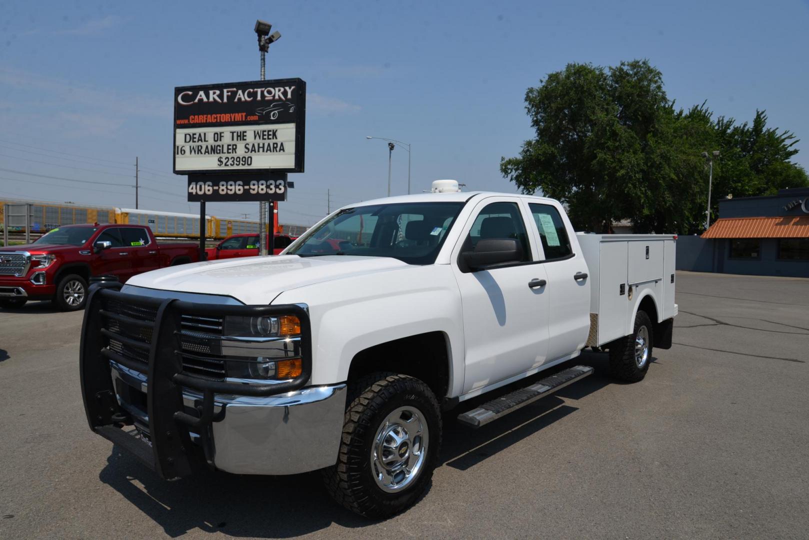 2015 white /Grey Chevrolet Silverado 2500HD Work Truck Double Cab 4WD (1GB2KUEG0FZ) with an 6.0L V8 OHV 16V FFV engine, 6-Speed Automatic transmission, located at 4562 State Avenue, Billings, MT, 59101, (406) 896-9833, 45.769516, -108.526772 - 6.0L V8 OHV 16V FFV Gasoline Engine - 6-Speed Automatic Transmission - 4WD - 149,510 miles - One owner - Inspected and serviced - Copy of inspection and work performed as well as full history report provided! Work Truck Package - air conditioning - tilt steering wheel - cruise control - AM/FM aud - Photo#1