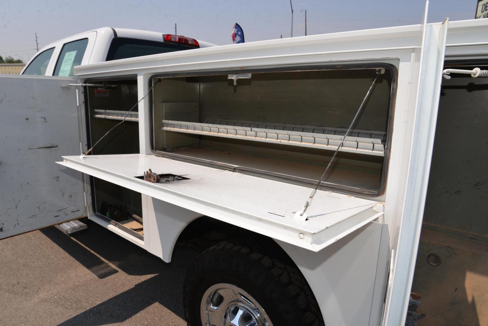 2015 white /Grey Chevrolet Silverado 2500HD Work Truck Double Cab 4WD (1GB2KUEG0FZ) with an 6.0L V8 OHV 16V FFV engine, 6-Speed Automatic transmission, located at 4562 State Avenue, Billings, MT, 59101, (406) 896-9833, 45.769516, -108.526772 - 6.0L V8 OHV 16V FFV Gasoline Engine - 6-Speed Automatic Transmission - 4WD - 149,510 miles - One owner - Inspected and serviced - Copy of inspection and work performed as well as full history report provided! Work Truck Package - air conditioning - tilt steering wheel - cruise control - AM/FM aud - Photo#4