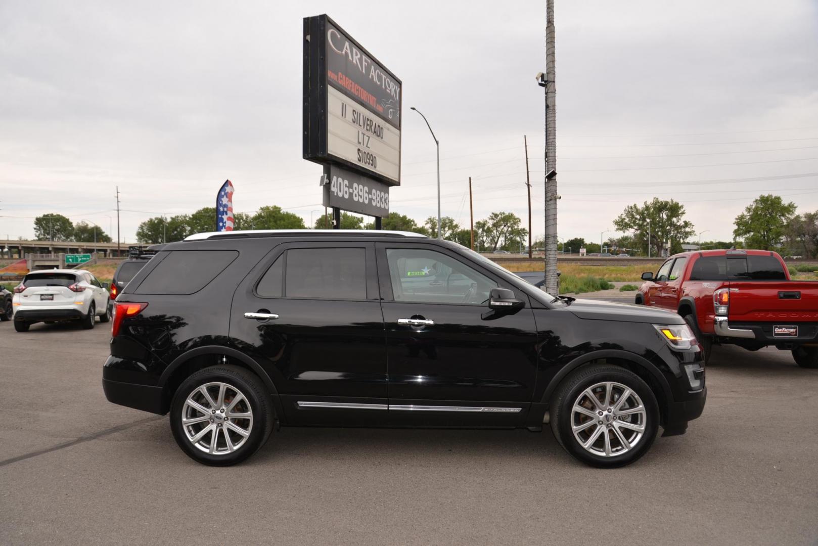 2016 black /Black Ford Explorer Limited 4WD (1FM5K8F81GG) with an 3.5L V6 DOHC 24V engine, 6-Speed Automatic transmission, located at 4562 State Avenue, Billings, MT, 59101, (406) 896-9833, 45.769516, -108.526772 - Photo#3