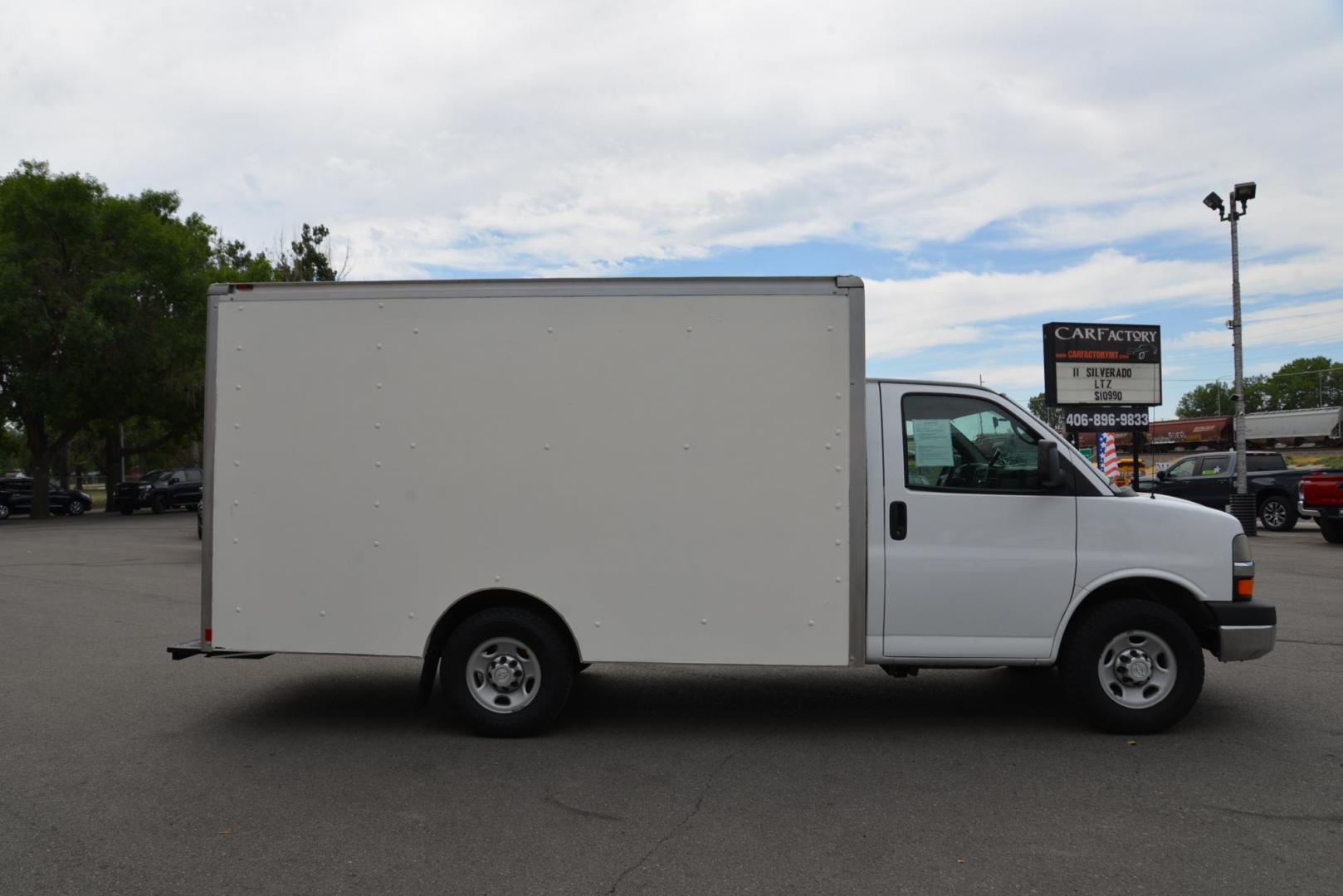 2014 Chevrolet Express G3500 (1GB0G2BG8E1) with an 6.0L V8 OHV 16V FFV engine, 6-Speed Automatic transmission, located at 4562 State Avenue, Billings, MT, 59101, (406) 896-9833, 45.769516, -108.526772 - Photo#16