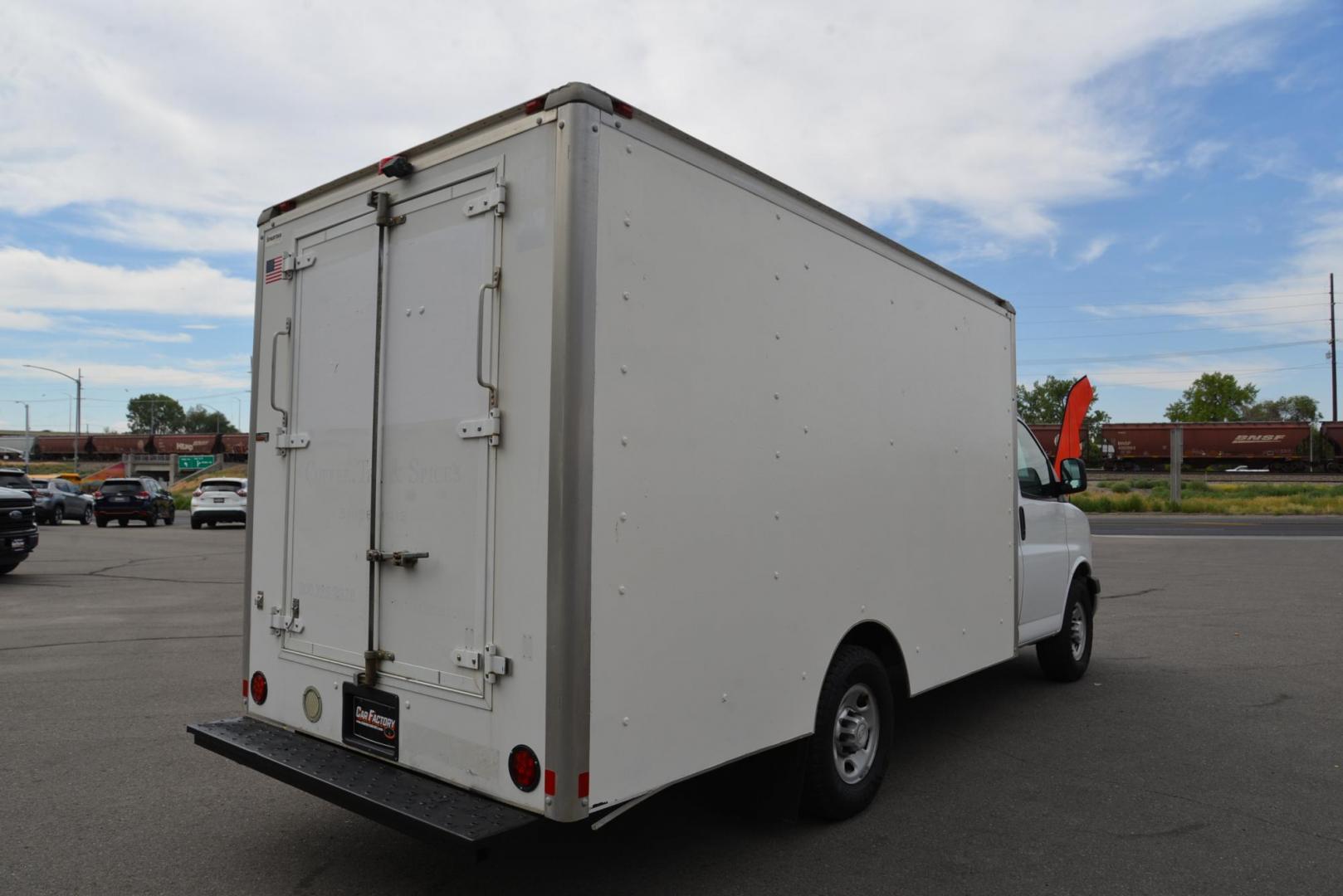 2014 Chevrolet Express G3500 (1GB0G2BG8E1) with an 6.0L V8 OHV 16V FFV engine, 6-Speed Automatic transmission, located at 4562 State Avenue, Billings, MT, 59101, (406) 896-9833, 45.769516, -108.526772 - Photo#15