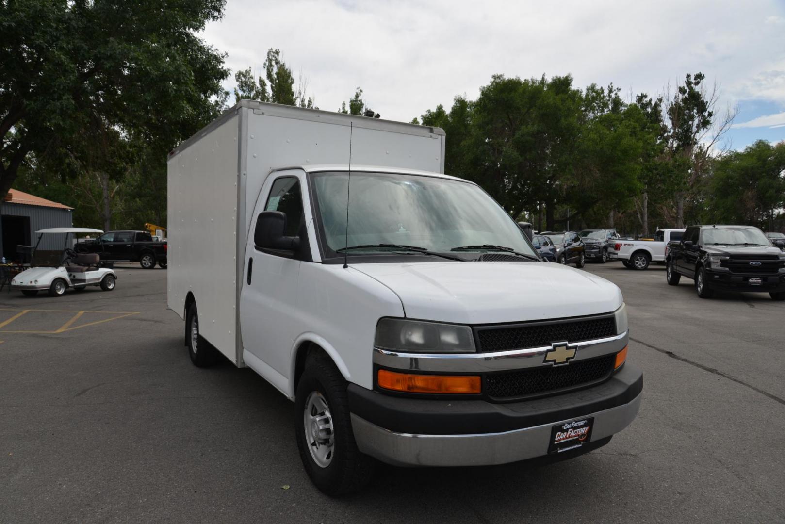 2014 Chevrolet Express G3500 (1GB0G2BG8E1) with an 6.0L V8 OHV 16V FFV engine, 6-Speed Automatic transmission, located at 4562 State Avenue, Billings, MT, 59101, (406) 896-9833, 45.769516, -108.526772 - Photo#17