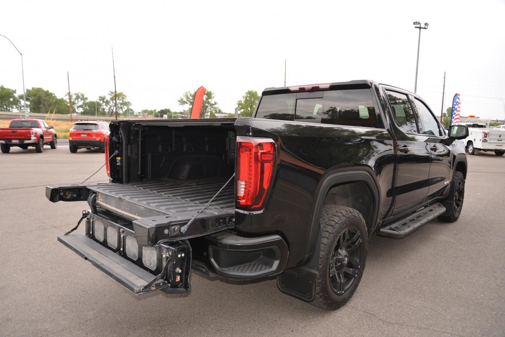 2020 /Gray Leather GMC Sierra 1500 AT4 Crew Cab 4WD (1GTP9EEL1LZ) with an 6.2L V8 OHV 16V engine, 6A transmission, located at 4562 State Avenue, Billings, MT, 59101, (406) 896-9833, 45.769516, -108.526772 - 2020 GMC Sierra 1500 AT4 Crew Cab 4WD - Low miles - One owner! 6.2L V8 OHV 16V FFV Engine - 10 - Speed Automatic Transmission - 4WD - 34,501 miles - One owner! AT4 package - Dual zone climate control - tilt and telescoping steering wheel - cruise control - Bose touchscreen audio with navigatio - Photo#5