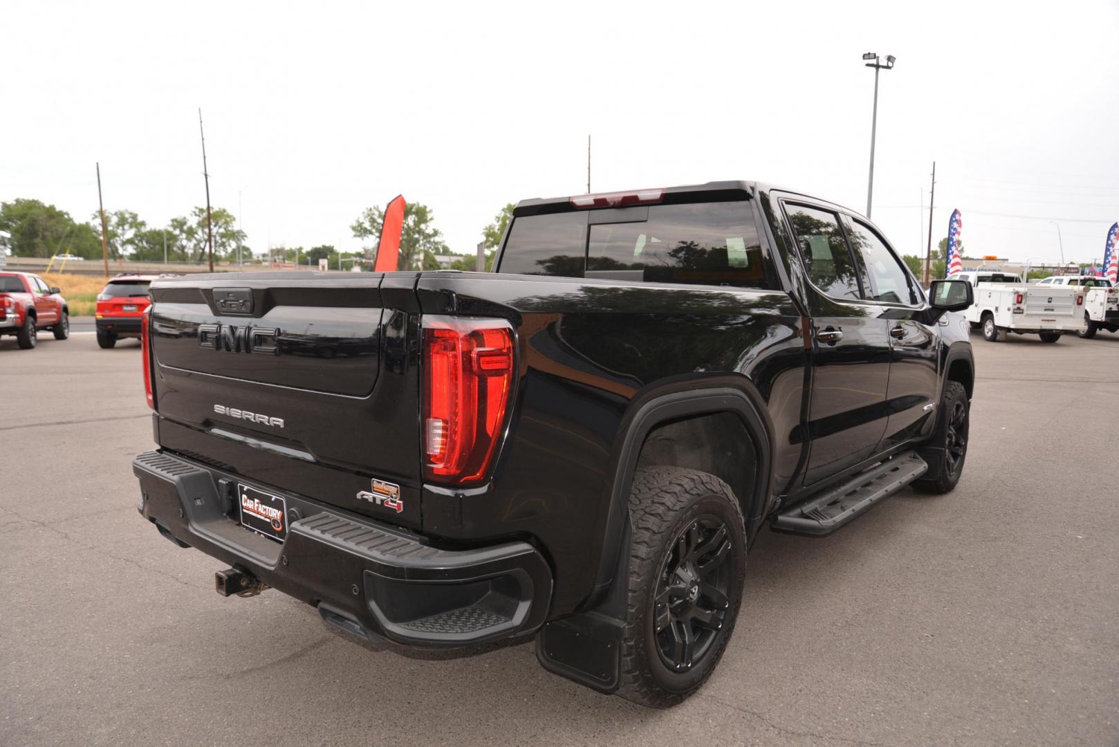 2020 /Gray Leather GMC Sierra 1500 AT4 Crew Cab 4WD (1GTP9EEL1LZ) with an 6.2L V8 OHV 16V engine, 6A transmission, located at 4562 State Avenue, Billings, MT, 59101, (406) 896-9833, 45.769516, -108.526772 - 2020 GMC Sierra 1500 AT4 Crew Cab 4WD - Low miles - One owner! 6.2L V8 OHV 16V FFV Engine - 10 - Speed Automatic Transmission - 4WD - 34,501 miles - One owner! AT4 package - Dual zone climate control - tilt and telescoping steering wheel - cruise control - Bose touchscreen audio with navigatio - Photo#8