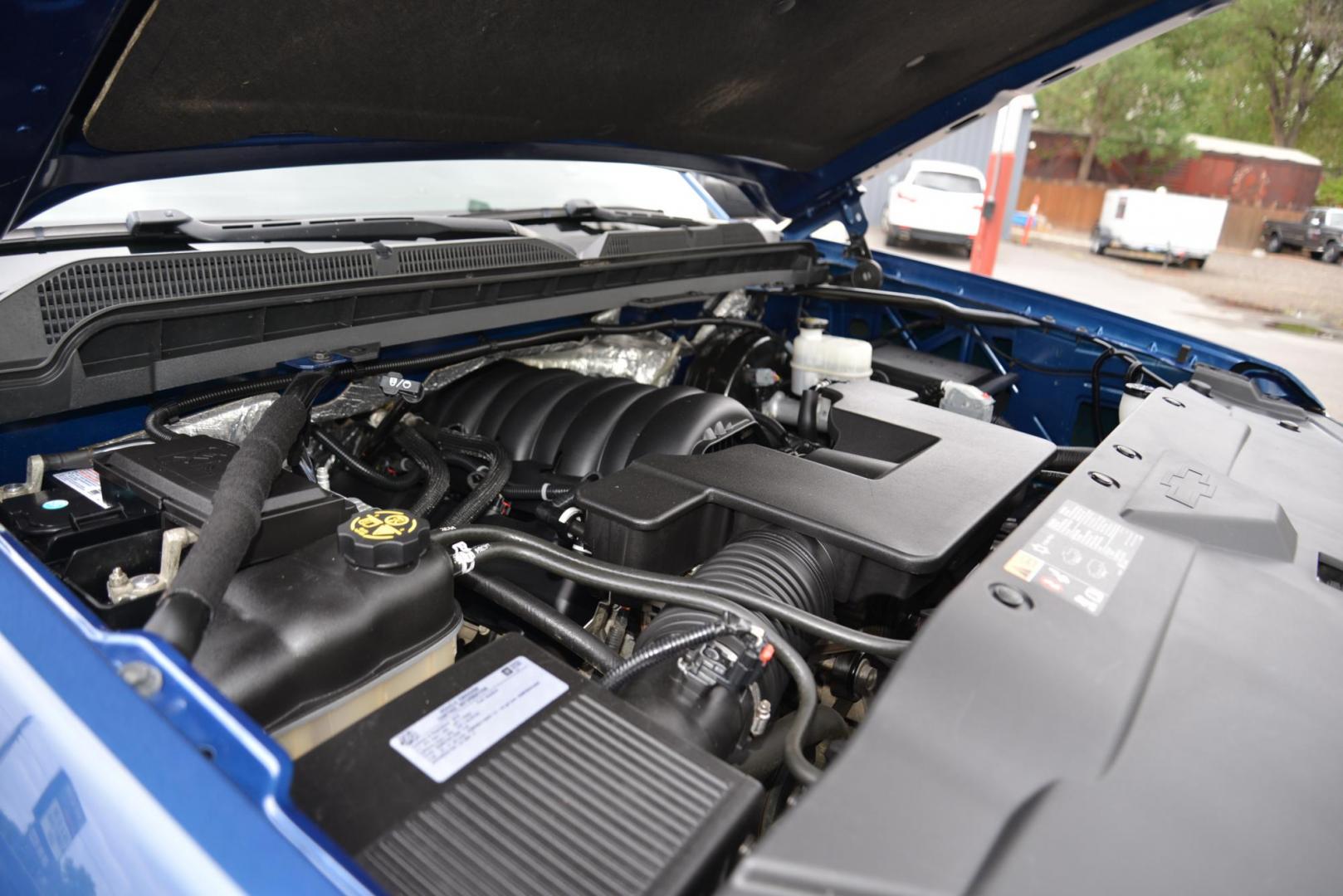 2016 Blue /Black Chevrolet Silverado 1500 LTZ Double Cab Short Box 4WD (1GCVKSEC0GZ) with an 5.3L V8 OHV 16V engine, 6 speed automatic transmission, located at 4562 State Avenue, Billings, MT, 59101, (406) 896-9833, 45.769516, -108.526772 - 2016 Chevy Silverado 1500 double Cab 4x4 LTZ This Chevy is very Clean, The history report shows its a 1 Owner Truck with no accidents reported. This Truck has low miles, It Runs and drives nicely and the tires are in next to new condition. it has a 5.3 Liter V8, 6 Speed automatic transmission, 3. - Photo#9