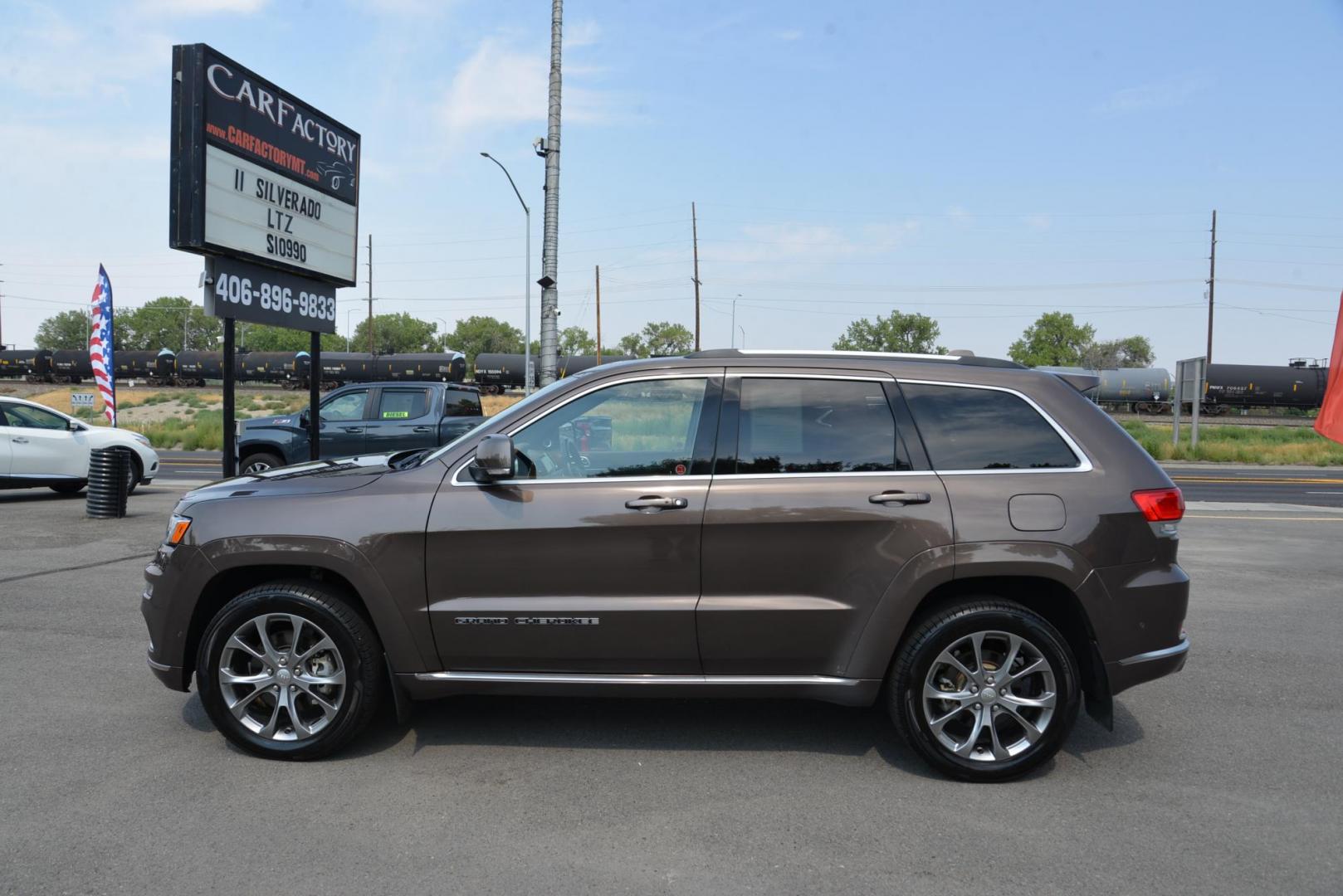 2021 Walnut Brown Metallic /Dark Sienna Brown/Black Jeep Grand Cherokee Summit 4WD (1C4RJFJG5MC) with an 3.6L V6 DOHC 24V engine, 8 speed Automatic transmission, located at 4562 State Avenue, Billings, MT, 59101, (406) 896-9833, 45.769516, -108.526772 - This is a 2021 Jeep Grand Cherokee Summit 4x4 The Summit is a one owner vehicle, there are no accidents reported on the history report. The SUV is very clean, and it drives down the road smooth and quiet. The Tires are in great shape and, if you are looking for a Cherokee with all the equipment th - Photo#4