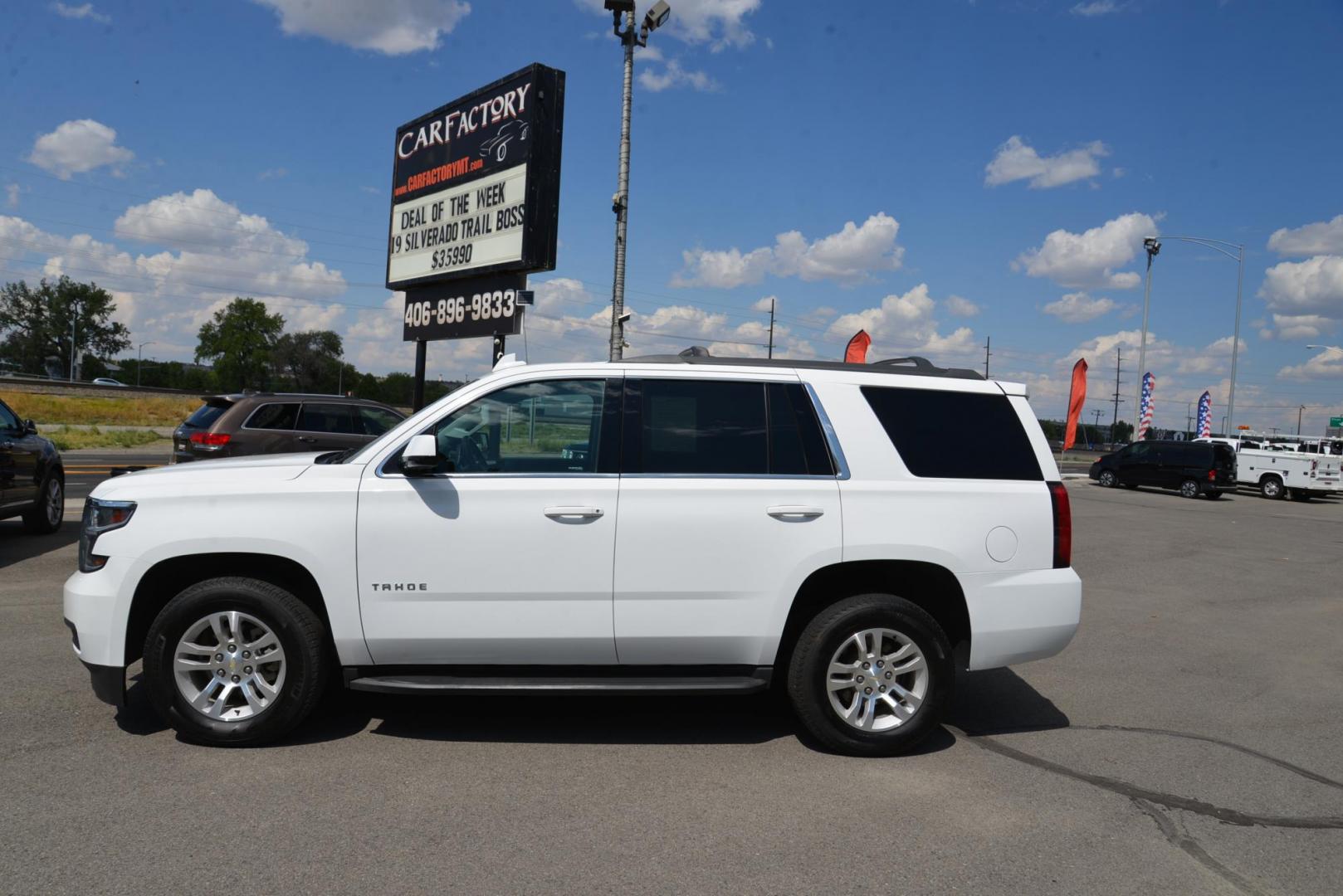 2017 Summit White /Jet Black Chevrolet Tahoe LS 4WD (1GNSKAEC0HR) with an 5.3L V8 OHV 16V engine, 6A transmission, located at 4562 State Avenue, Billings, MT, 59101, (406) 896-9833, 45.769516, -108.526772 - Photo#1