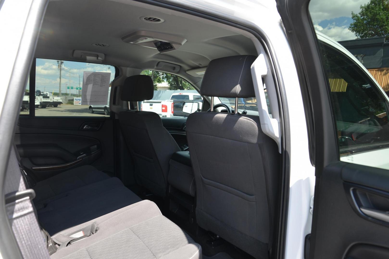 2017 Summit White /Jet Black Chevrolet Tahoe LS 4WD (1GNSKAEC0HR) with an 5.3L V8 OHV 16V engine, 6A transmission, located at 4562 State Avenue, Billings, MT, 59101, (406) 896-9833, 45.769516, -108.526772 - Photo#26