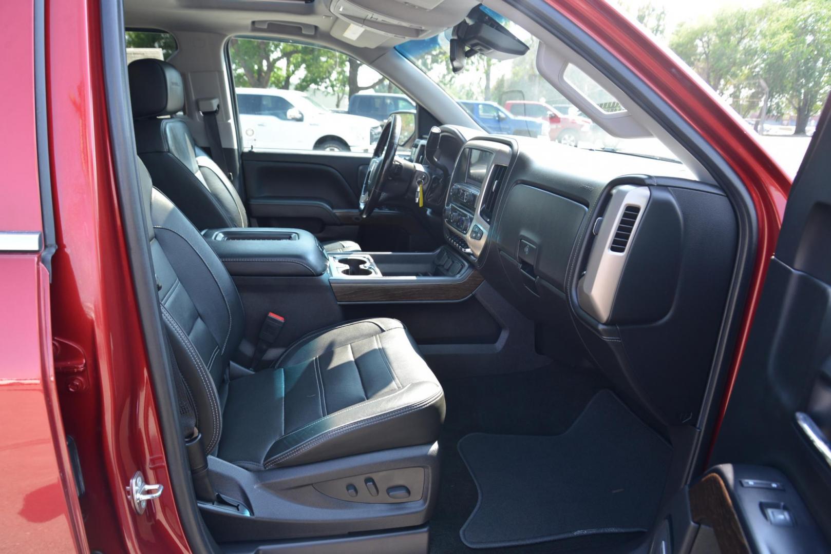 2018 Red Quartz Tintcoat /dark charcoal GMC Sierra 1500 Denali Crew Cab Long Box 4WD (3GTU2PEC3JG) with an 5.3L V8 OHV 16V engine, 8 speed Automatic transmission, located at 4562 State Avenue, Billings, MT, 59101, (406) 896-9833, 45.769516, -108.526772 - Photo#21