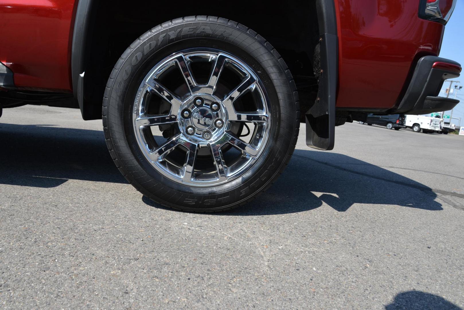 2018 Red Quartz Tintcoat /dark charcoal GMC Sierra 1500 Denali Crew Cab Long Box 4WD (3GTU2PEC3JG) with an 5.3L V8 OHV 16V engine, 8 speed Automatic transmission, located at 4562 State Avenue, Billings, MT, 59101, (406) 896-9833, 45.769516, -108.526772 - 2018 GMC Sierra 1500 Denali Crew Cab 4x4 This is a One Owner Truck, There are no accidents reported on the vehicle history report, the tires are 20 inch Goodyear Eagle LS2's and they are in good shape, the Denali runs smooth and quiet and the truck is very clean inside and out! The GMC has a long l - Photo#8