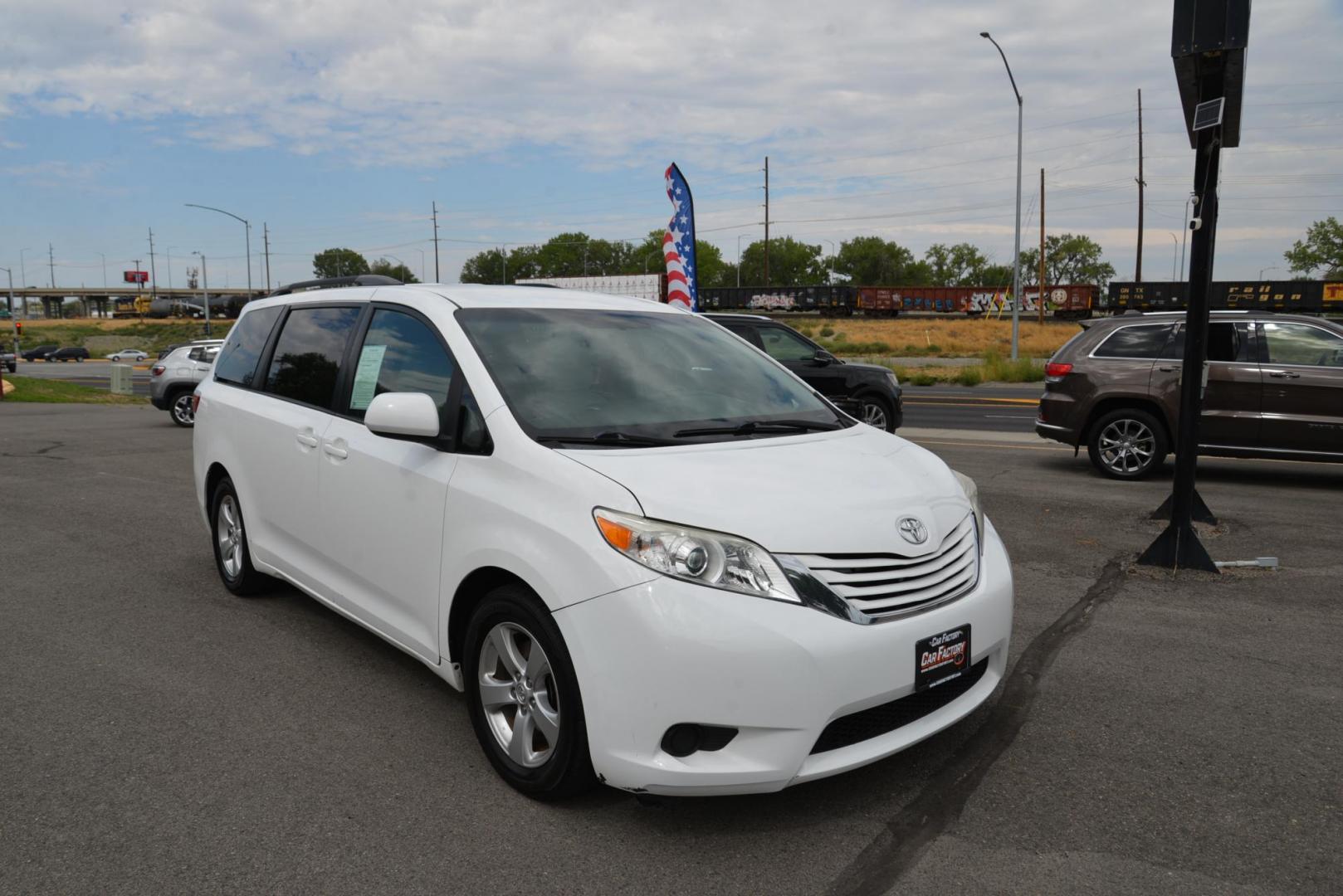 2016 White /Grey Toyota Sienna LE with an 3.5L V6 engine, 6 speed automatic transmission, located at 4562 State Avenue, Billings, MT, 59101, (406) 896-9833, 45.769516, -108.526772 - 2016 Toyota Sienna LE This is a 2 owner vehicle, the Van has no accidents reported to CarFax, there are 18 service history records reported on CarFax, The Toyota has low miles. It has 17 Inch Cooper Discoverer Tires that are in good shape, The Sienna runs and drives nicely. Mileage: 95,384 miles - Photo#5