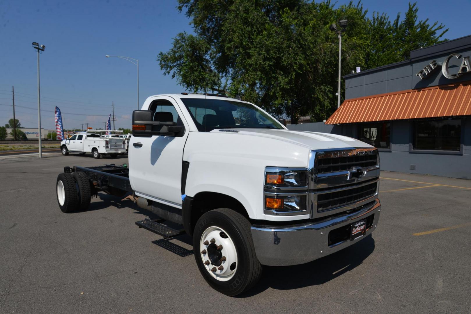 2019 White /Grey Chevrolet Silverado Medium Duty - (1HTKHPVK4KH) with an 6.6L Duramax engine, located at 4562 State Avenue, Billings, MT, 59101, (406) 896-9833, 45.769516, -108.526772 - Photo#1