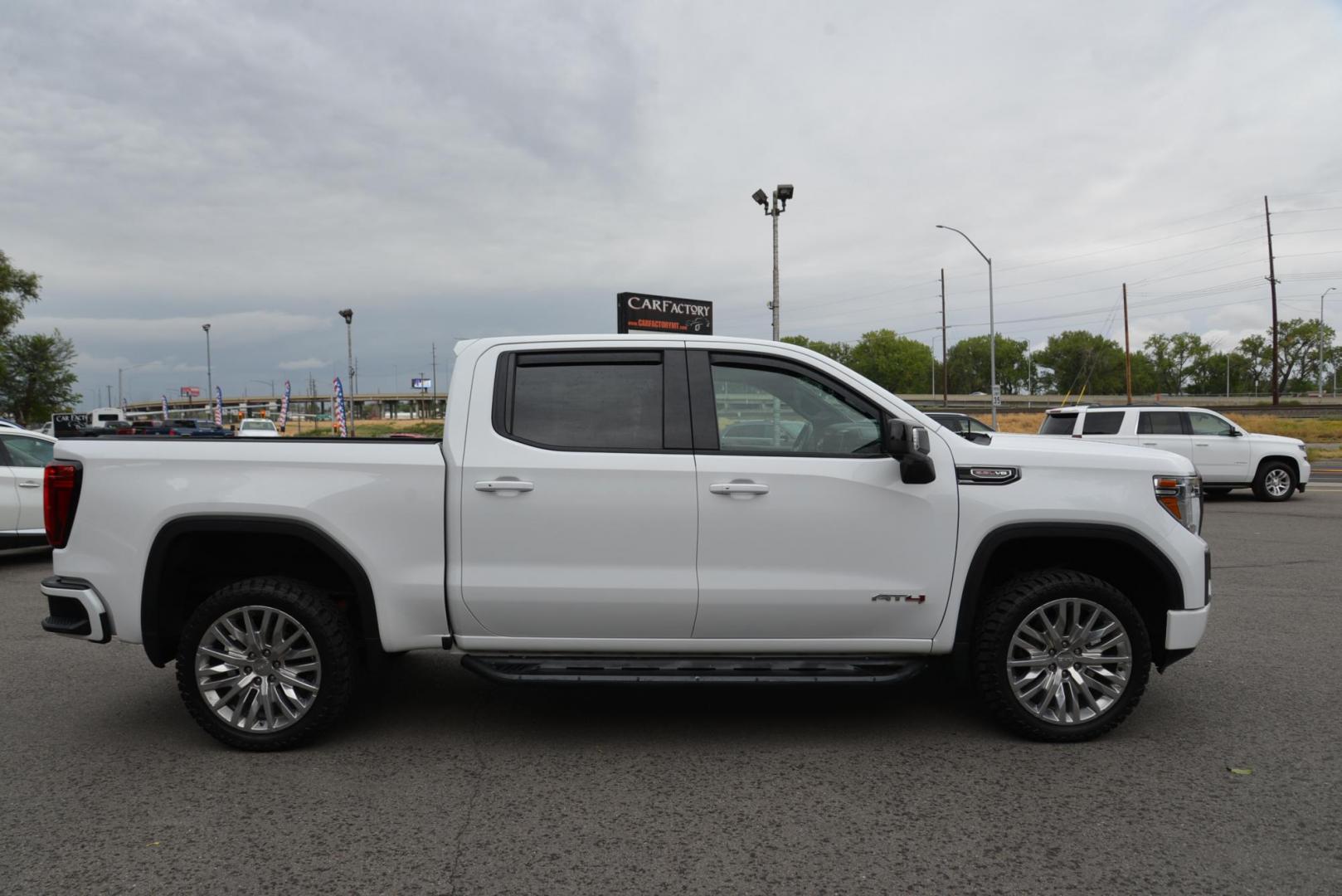 2020 White /Black GMC Sierra 1500 AT4 (1GTP9EEL0LZ) with an 6.2L V8 OHV 16V engine, 6A transmission, located at 4562 State Avenue, Billings, MT, 59101, (406) 896-9833, 45.769516, -108.526772 - 2020 GMC Sierra 1500 AT4 Crew Cab 4x4 with 5 '8" Bed This is a very clean truck with only 25,674 miles. There are no accidents reported on the history report, The Tires are in next to new condition, The AT4 runs and drives nicely, Talk about luxury and performance in one Package. with a 6.2 Li - Photo#5