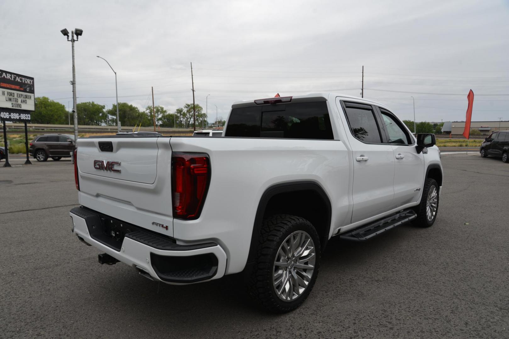 2020 White /Black GMC Sierra 1500 AT4 (1GTP9EEL0LZ) with an 6.2L V8 OHV 16V engine, 6A transmission, located at 4562 State Avenue, Billings, MT, 59101, (406) 896-9833, 45.769516, -108.526772 - 2020 GMC Sierra 1500 AT4 Crew Cab 4x4 with 5 '8" Bed This is a very clean truck with only 25,674 miles. There are no accidents reported on the history report, The Tires are in next to new condition, The AT4 runs and drives nicely, Talk about luxury and performance in one Package. with a 6.2 Li - Photo#7