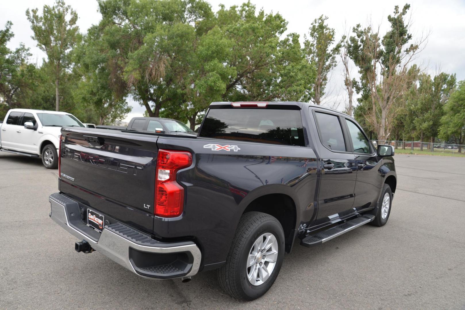 2022 Iron Grey Metallic /Grey Chevrolet Silverado 1500 LT Crew Cab 4WD (3GCUDDED6NG) with an 5.3L V8 OHV 16V engine, 8 speed Automatic with paddle shift transmission, located at 4562 State Avenue, Billings, MT, 59101, (406) 896-9833, 45.769516, -108.526772 - 2022 Chevy Silverado 1500 LT1 Crew Cab 4x4 This is a Low Mileage One Owner Truck, The history report shows recent maintenance, and there are no accidents reported on the history report. it has 17 Inch General Grabber brand tires and they are in good shape. The Chevy runs and drives great. The Bed i - Photo#6