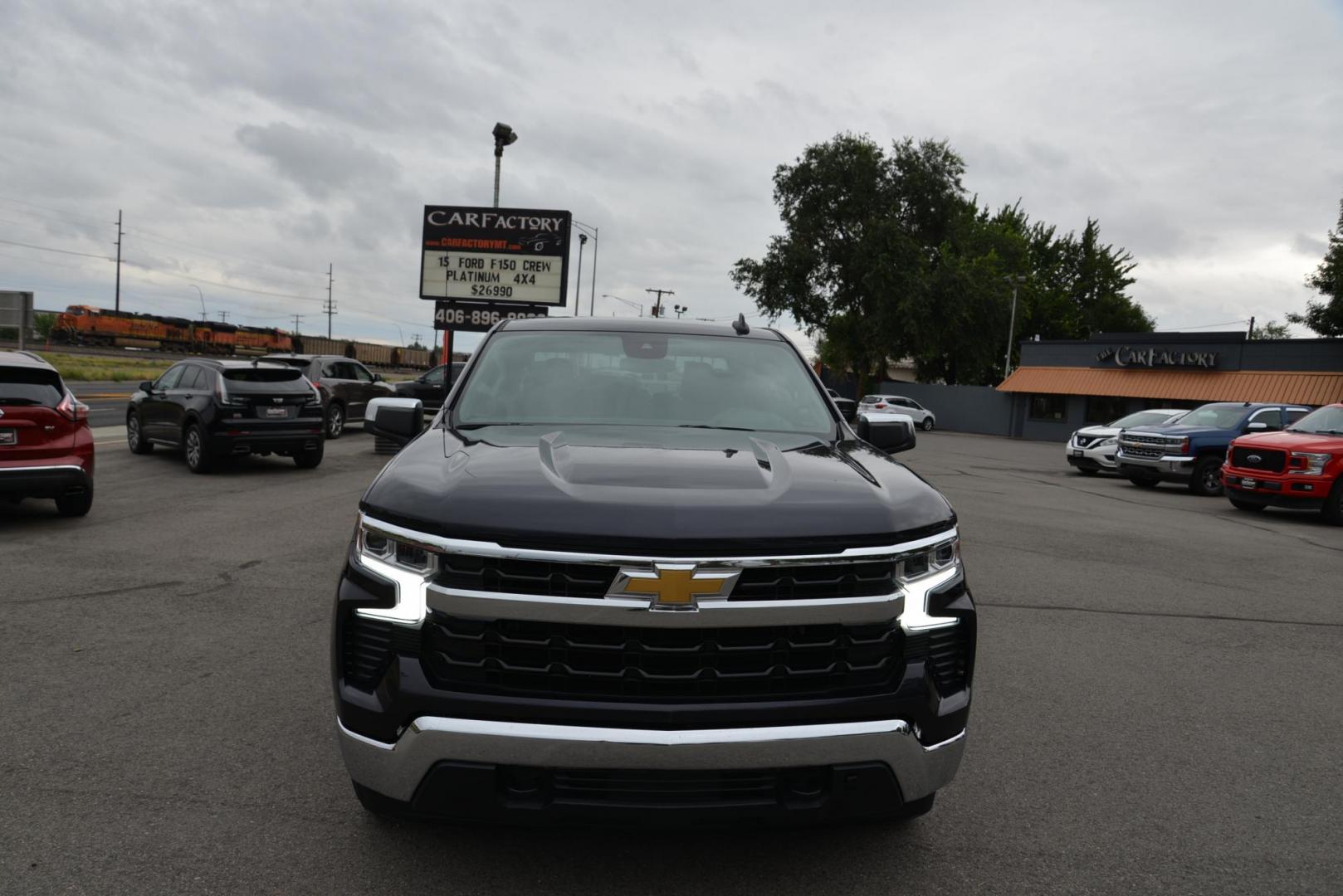 2022 Iron Grey Metallic /Grey Chevrolet Silverado 1500 LT Crew Cab 4WD (3GCUDDED6NG) with an 5.3L V8 OHV 16V engine, 8 speed Automatic with paddle shift transmission, located at 4562 State Avenue, Billings, MT, 59101, (406) 896-9833, 45.769516, -108.526772 - 2022 Chevy Silverado 1500 LT1 Crew Cab 4x4 This is a Low Mileage One Owner Truck, The history report shows recent maintenance, and there are no accidents reported on the history report. it has 17 Inch General Grabber brand tires and they are in good shape. The Chevy runs and drives great. The Bed i - Photo#8