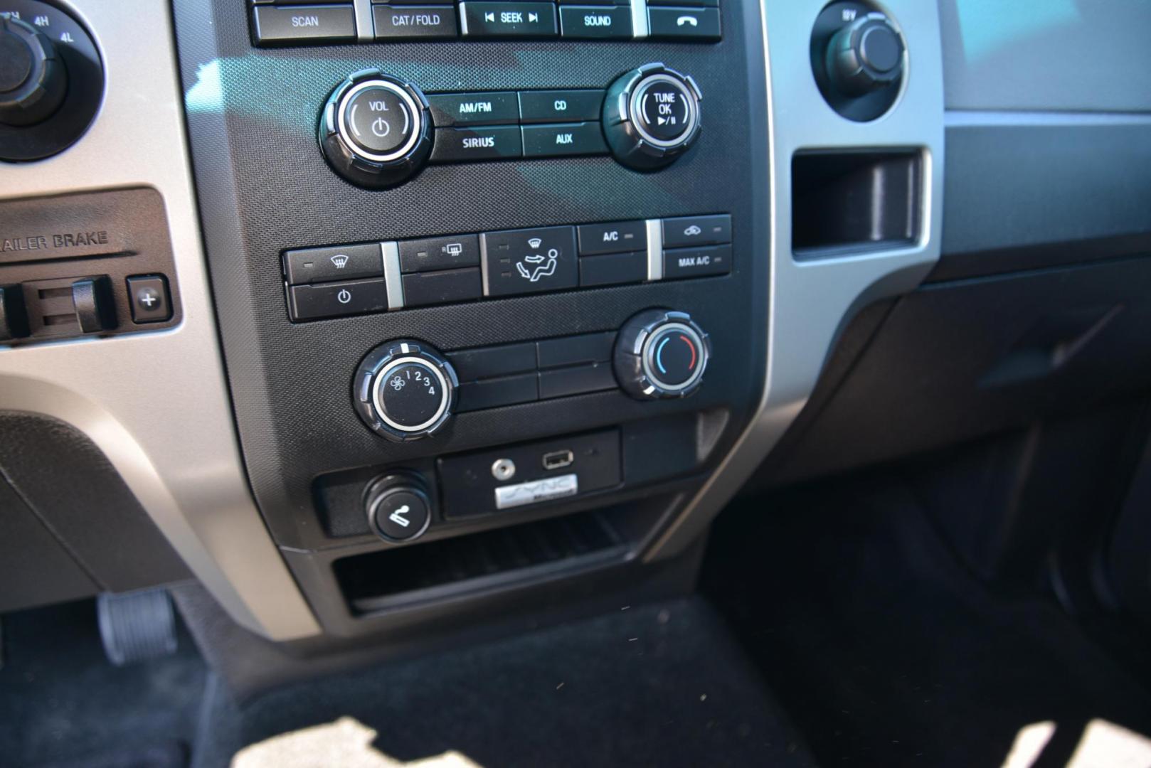 2012 Dark Blue Pearl Metallic /Grey Ford F-150 XLT (1FTFW1ET8CF) with an 3.5L V6 TURBO engine, 6-Speed Automatic transmission, located at 4562 State Avenue, Billings, MT, 59101, (406) 896-9833, 45.769516, -108.526772 - Photo#24