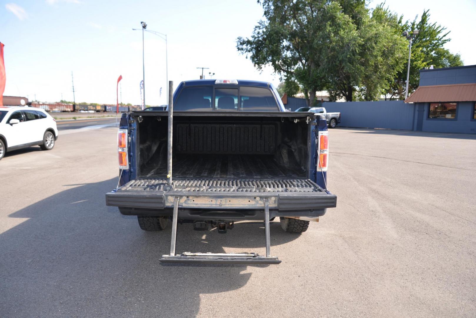 2012 Dark Blue Pearl Metallic /Grey Ford F-150 XLT (1FTFW1ET8CF) with an 3.5L V6 TURBO engine, 6-Speed Automatic transmission, located at 4562 State Avenue, Billings, MT, 59101, (406) 896-9833, 45.769516, -108.526772 - Photo#5