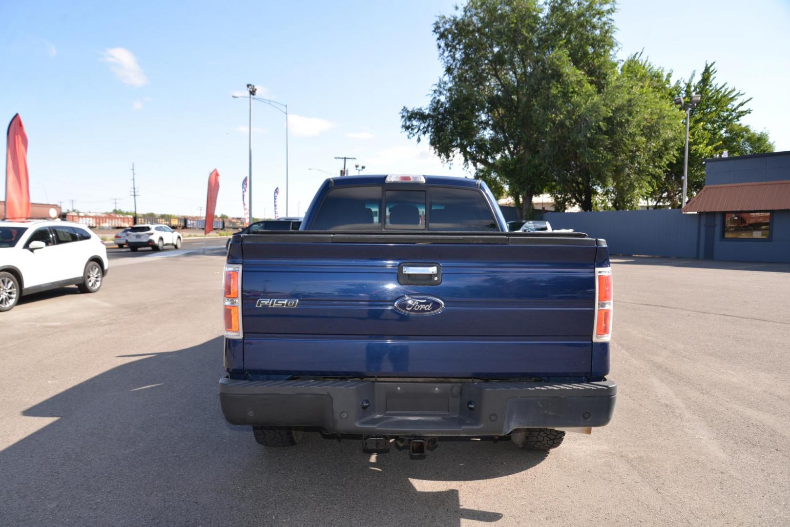 2012 Dark Blue Pearl Metallic /Grey Ford F-150 XLT (1FTFW1ET8CF) with an 3.5L V6 TURBO engine, 6-Speed Automatic transmission, located at 4562 State Avenue, Billings, MT, 59101, (406) 896-9833, 45.769516, -108.526772 - Photo#9