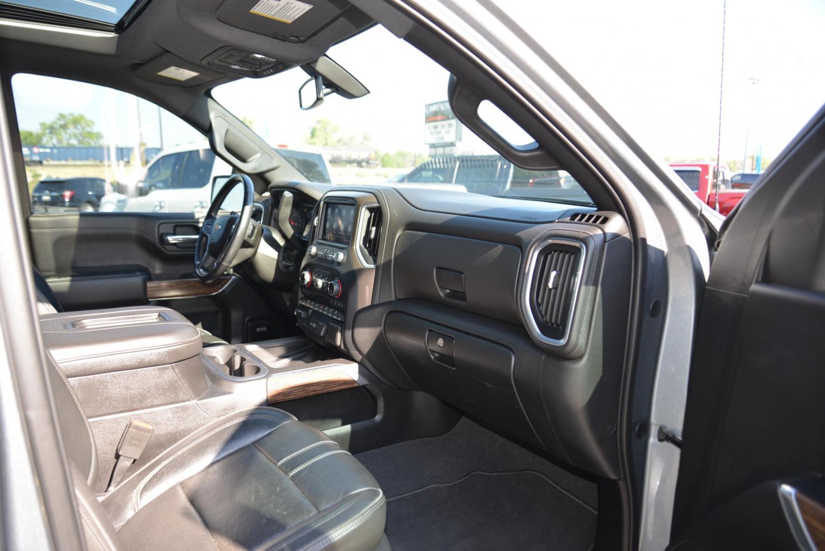 2019 Satin Steel Metallic /Jet Black Chevrolet Silverado 1500 High Country Crew Cab 4WD (1GCUYHED6KZ) with an 5.3L V8 OHV 16V engine, 8 speed Automatic transmission, located at 4562 State Avenue, Billings, MT, 59101, (406) 896-9833, 45.769516, -108.526772 - 2019 Chevy Silverado 1500 High Country Z71 4x4 The High Country is a one owner truck with no accidents reported on the history report, it has low miles and runs and drives nicely It has a 5.3 Liter V8, 8-speed automatic transmission with cruise and powertrain grade braking, trailering package wi - Photo#28