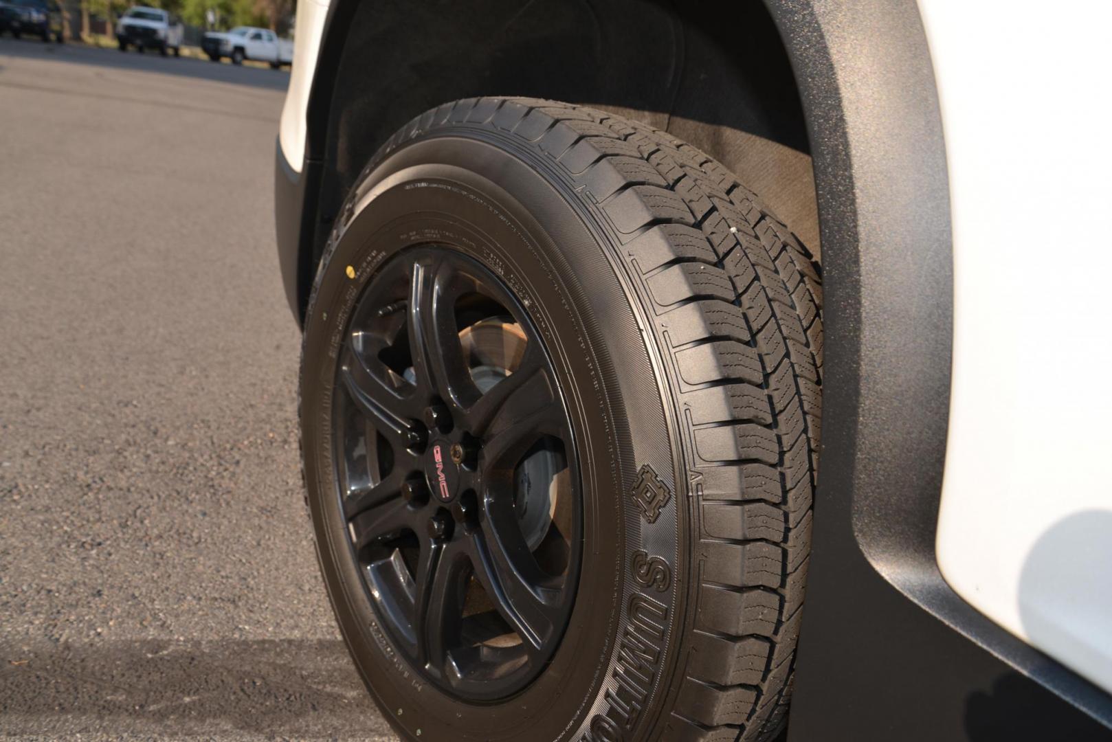 2020 White Frost Tricoat /Jet Black GMC Acadia AT4 (1GKKNLLS6LZ) with an 3.6L V6 DOHC 24V engine, 9 Speed Automatic transmission, located at 4562 State Avenue, Billings, MT, 59101, (406) 896-9833, 45.769516, -108.526772 - 2020 GMC Acadia AT4 All Wheel Drive The Acadia's vehicle history report shows that it is a one owner vehicle and there are no accidents reported. It has 3rd row seating , the tires are brand new. The AT4 runs and drives nicely. Both the exterior and interior are in great shape. It has a 3.6 Liter - Photo#11