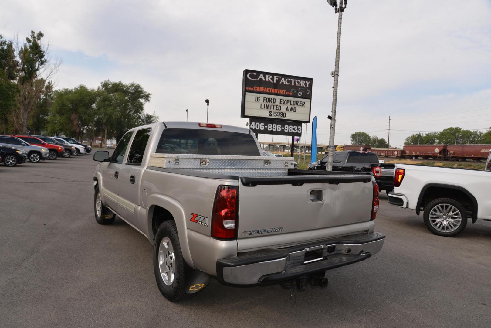 2006 Silver Birch Metallic /dark charcoal Chevrolet Silverado 1500 LS2 Crew Cab 4WD (2GCEK13T861) with an 5.3L V8 OHV 16V engine, 4-Speed Automatic Overdrive transmission, located at 4562 State Avenue, Billings, MT, 59101, (406) 896-9833, 45.769516, -108.526772 - 2006 Chevy 1500 Crew Cab LT Z71 4x4 This truck is a local Trade In. Seems to run and Drive Good, The 4x4 systems seems to work as it should, the tires are in decent shape. Power seat works, Radio Including XM Satellite Radio Works, it has Power windows and locks, tilt, cruise, Air conditioning, S - Photo#3