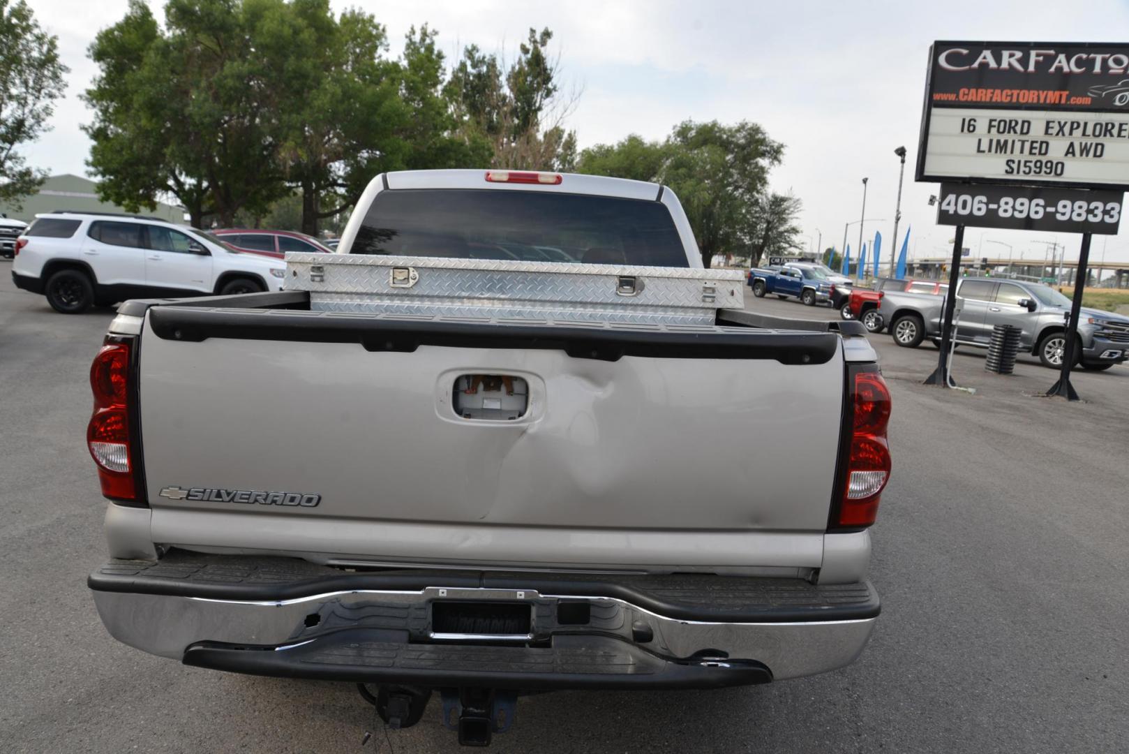 2006 Silver Birch Metallic /dark charcoal Chevrolet Silverado 1500 LS2 Crew Cab 4WD (2GCEK13T861) with an 5.3L V8 OHV 16V engine, 4-Speed Automatic Overdrive transmission, located at 4562 State Avenue, Billings, MT, 59101, (406) 896-9833, 45.769516, -108.526772 - 2006 Chevy 1500 Crew Cab LT Z71 4x4 This truck is a local Trade In. Seems to run and Drive Good, The 4x4 systems seems to work as it should, the tires are in decent shape. Power seat works, Radio Including XM Satellite Radio Works, it has Power windows and locks, tilt, cruise, Air conditioning, S - Photo#4