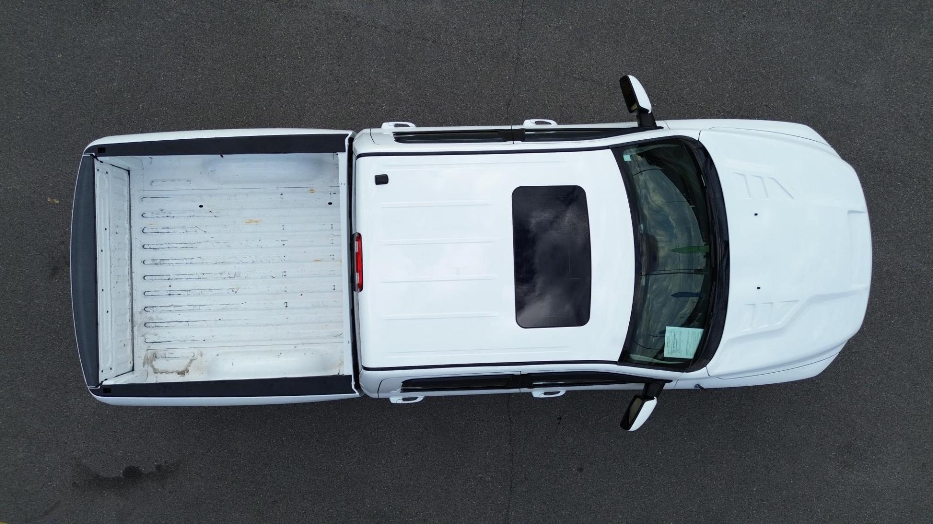 2013 Bright White /Black RAM 1500 Sport (1C6RR7MT6DS) with an 5.7L V8 OHV 16V engine, 6-Speed Automatic transmission, located at 4562 State Avenue, Billings, MT, 59101, (406) 896-9833, 45.769516, -108.526772 - Photo#14