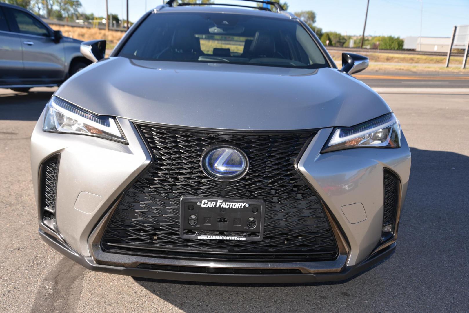 2019 ATOMIC SILVER /Black Lexus UX 250h F SPORT (JTHU9JBH2K2) with an 2.0L L4 DOHC 16V HYBRID engine, CVT transmission, located at 4562 State Avenue, Billings, MT, 59101, (406) 896-9833, 45.769516, -108.526772 - 2019 Lexus UX 250 H, F Sport Hybrid, All Wheel Drive the Lexus is a low mileage 2 Owner vehicle with remaining factory warranty, there are no accidents recorded on the history report. The interior and exterior are very clean, it runs and drives smooth and quiet. The Tires are 18 Inch Bridgestone Tu - Photo#6