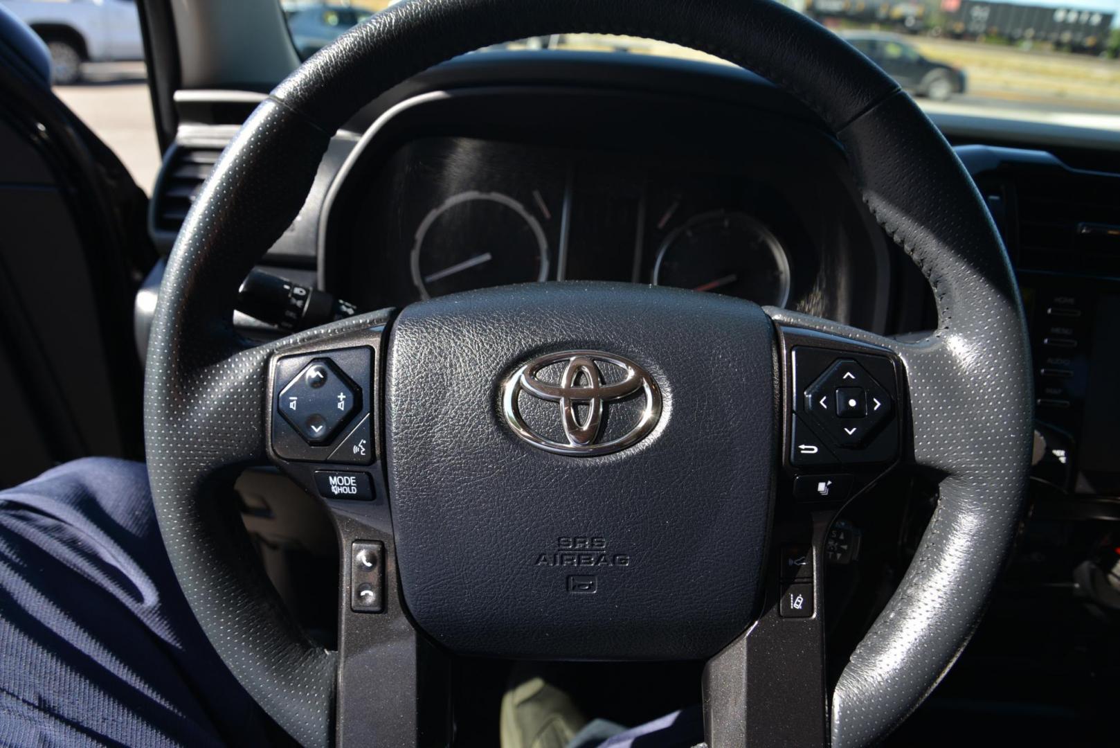 2022 MIDNIGHT BLACK METALLIC /Gray Toyota 4Runner TRD Off-road 4WD (JTEPU5JR4N5) with an 4.0L V6 DOHC 24V engine, 5 Speed Automatic transmission, located at 4562 State Avenue, Billings, MT, 59101, (406) 896-9833, 45.769516, -108.526772 - Photo#17